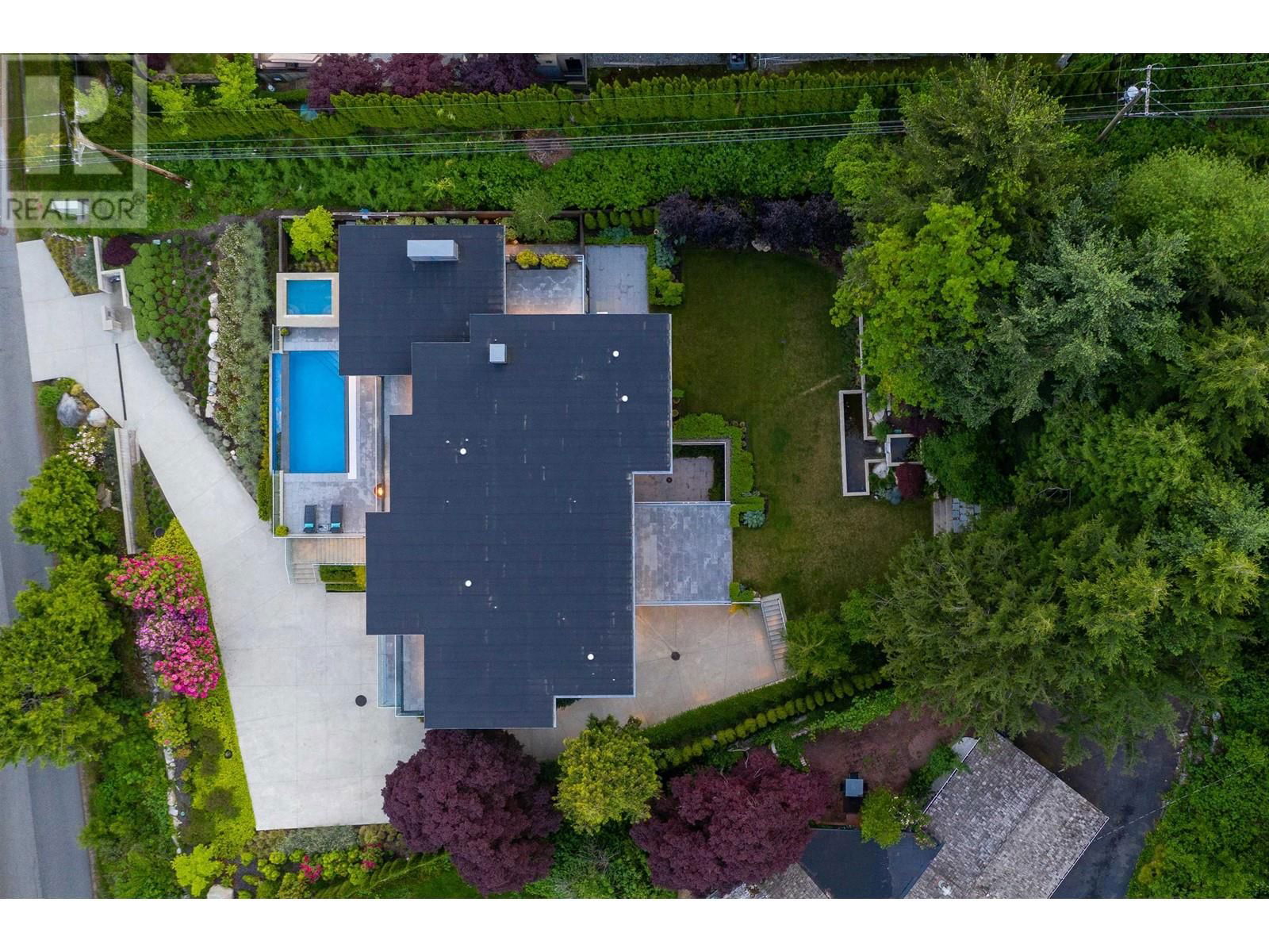 1065 GROVELAND ROAD Image 3