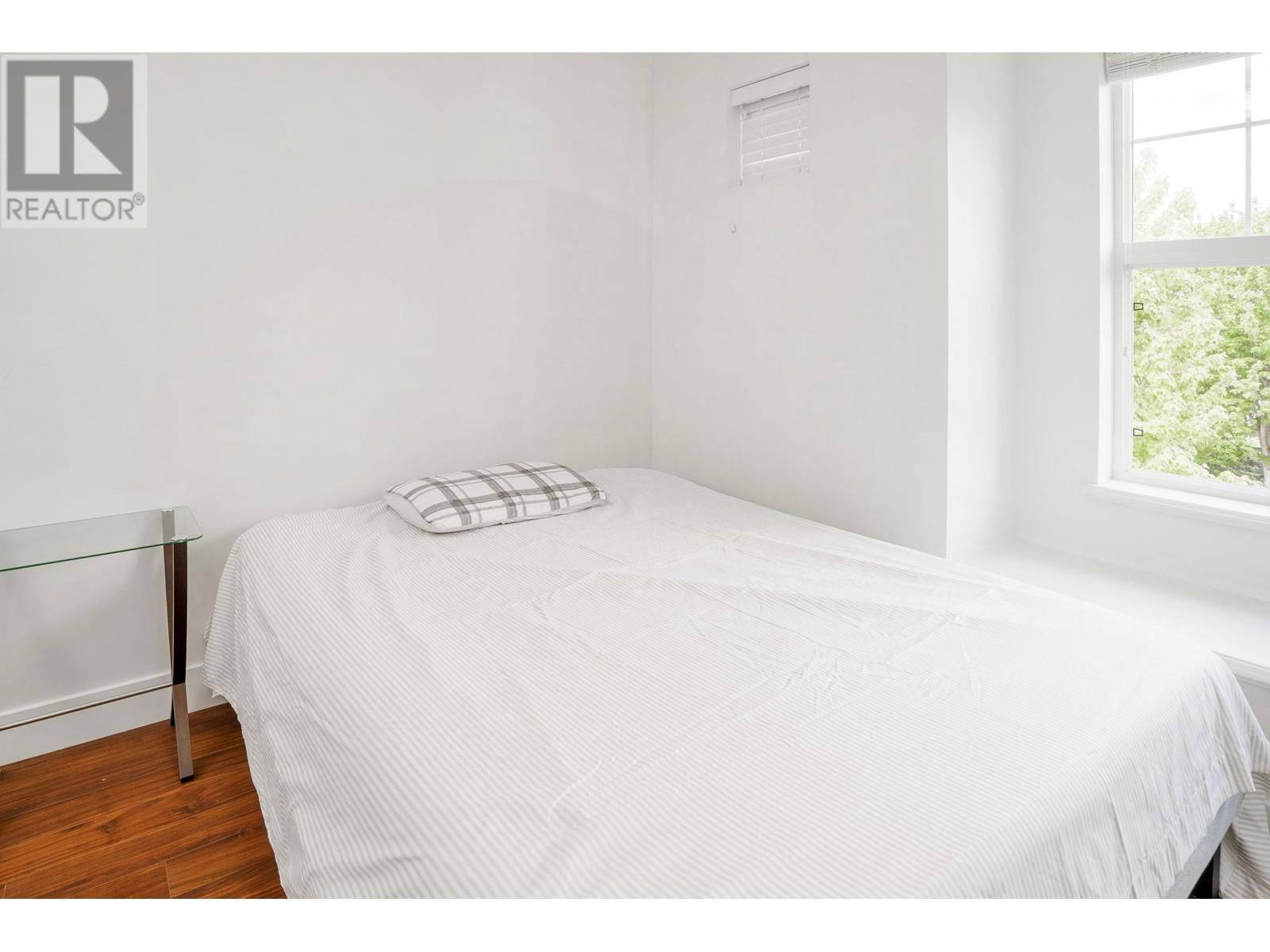 10480 ROBERTSON STREET Image 20