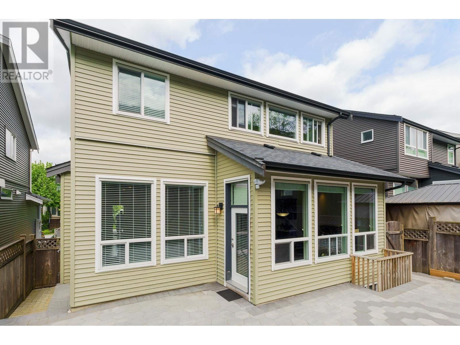 10480 ROBERTSON STREET Image 32