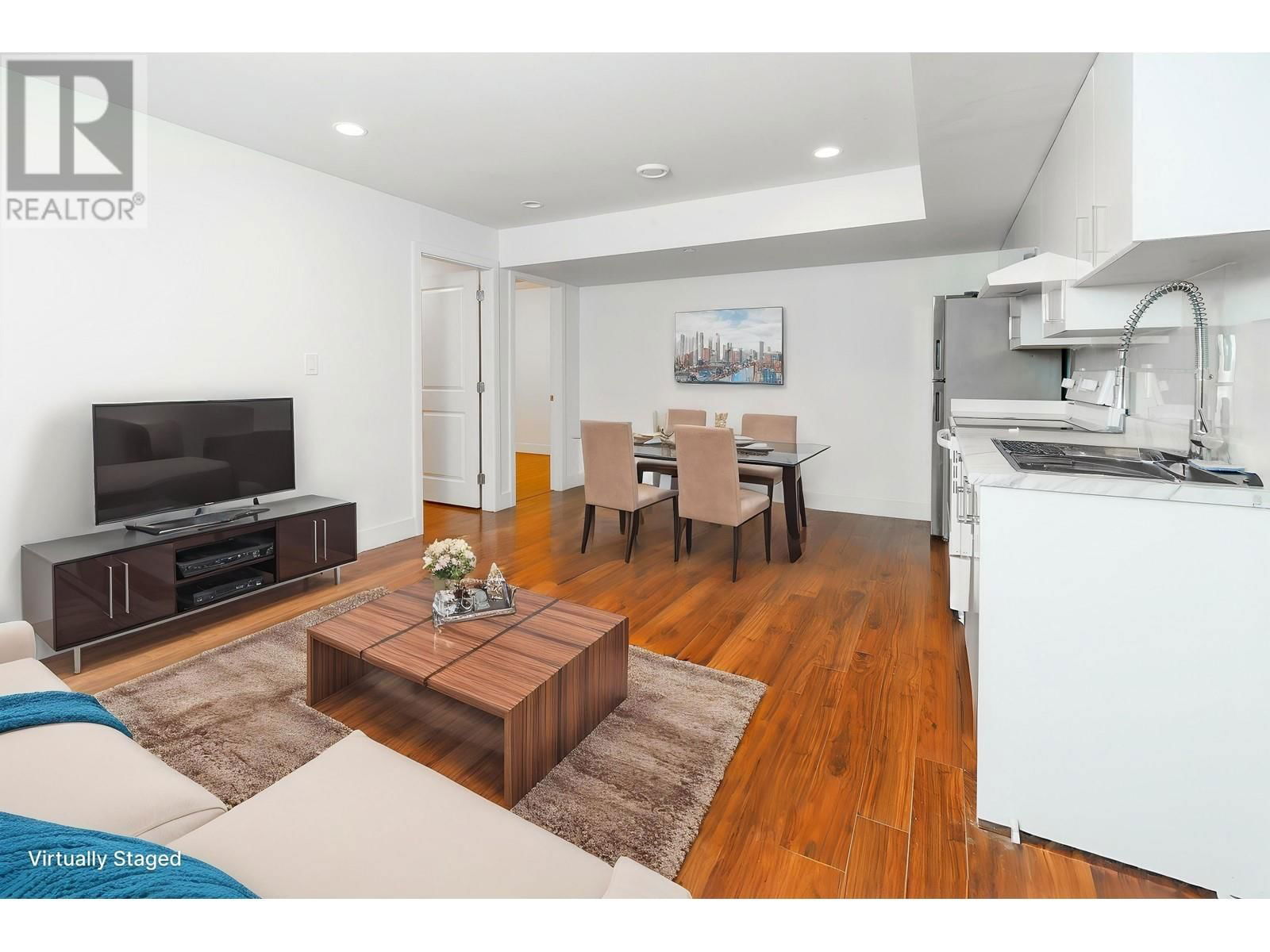 10480 ROBERTSON STREET Image 5
