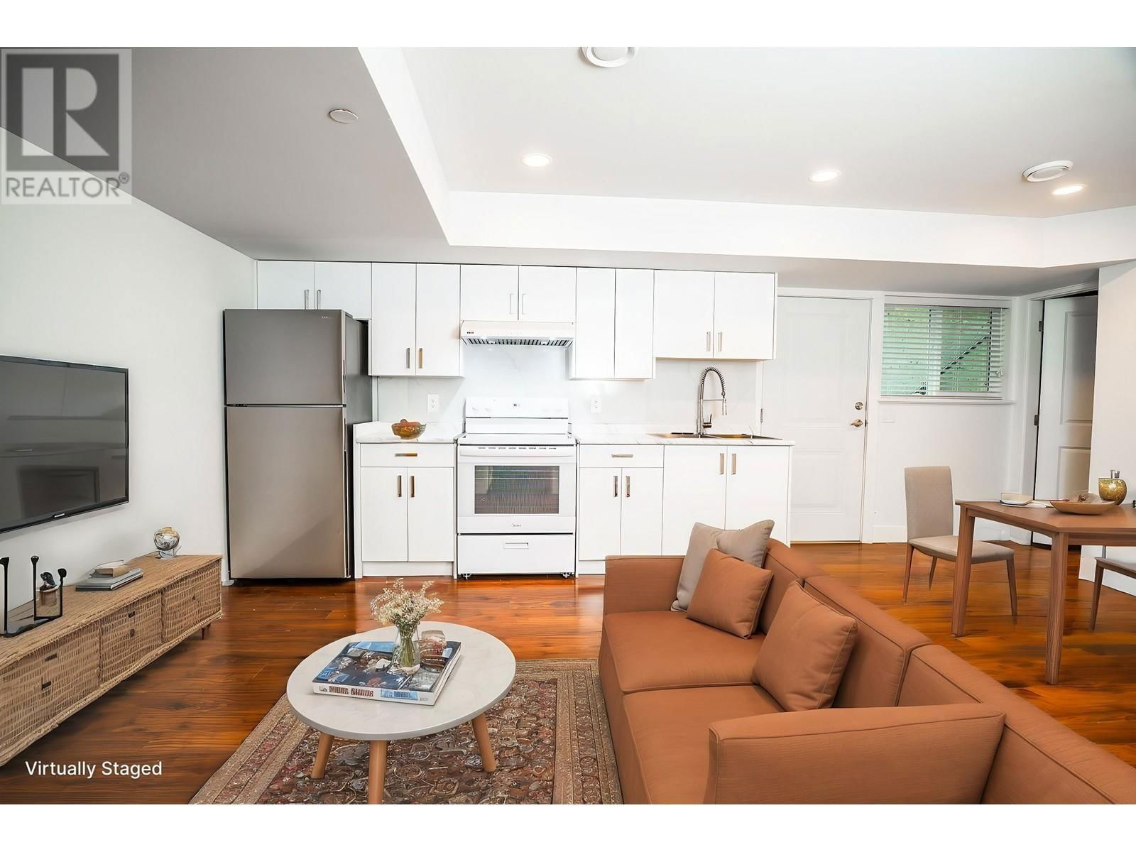 10480 ROBERTSON STREET Image 8