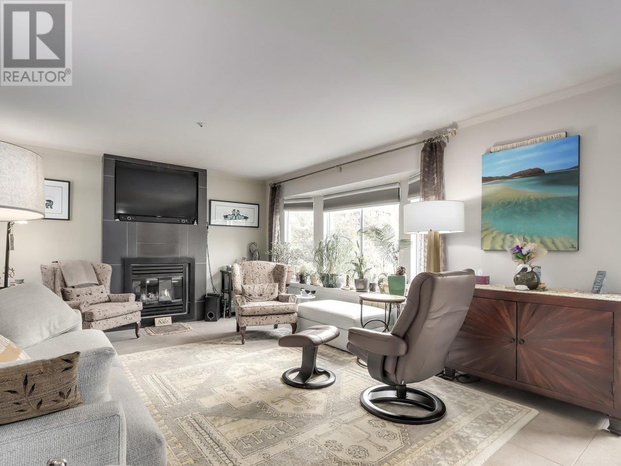 1983 4TH AVENUE Image 6