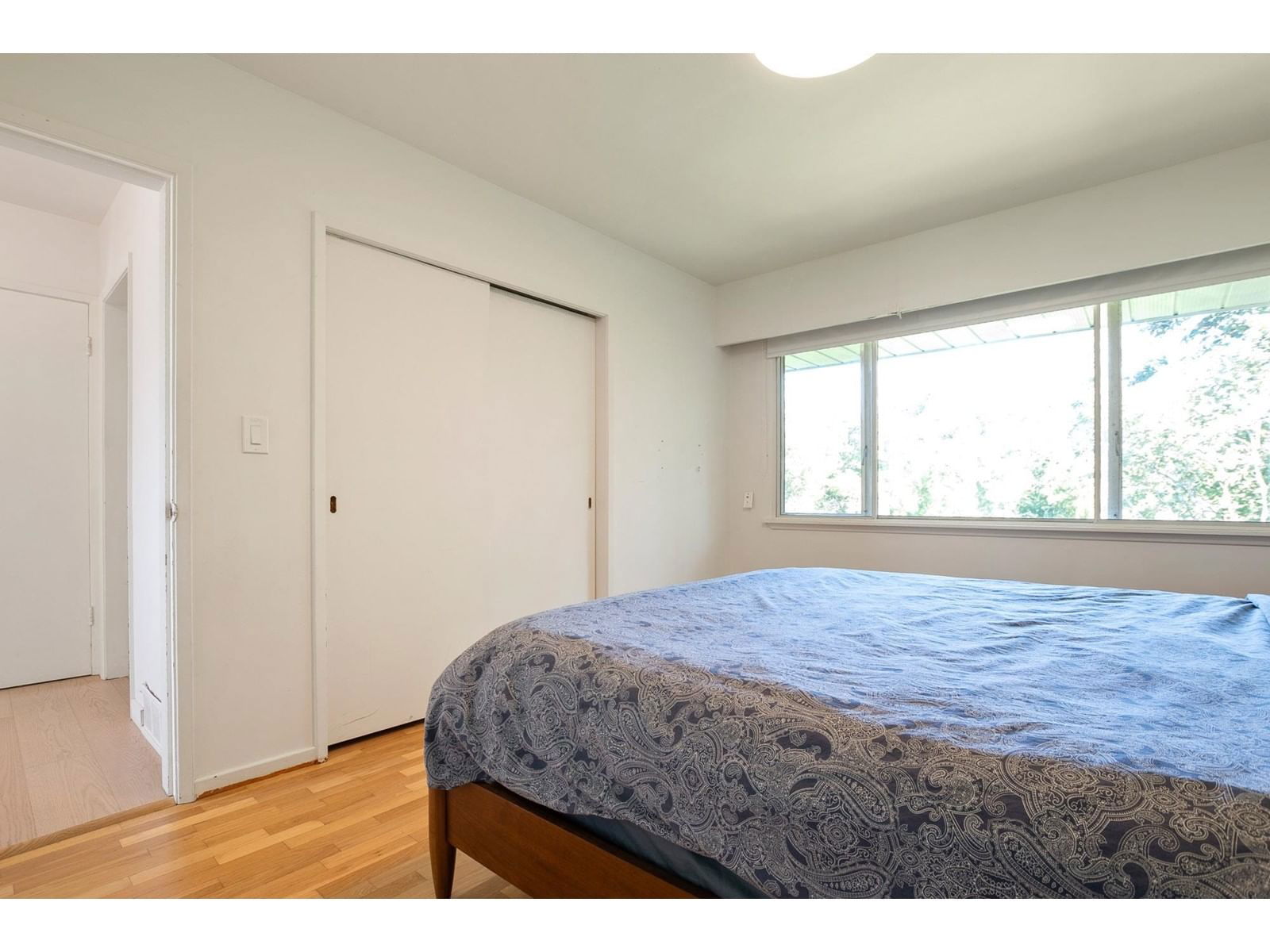9867 INGLEWOOD CRESCENT Image 10