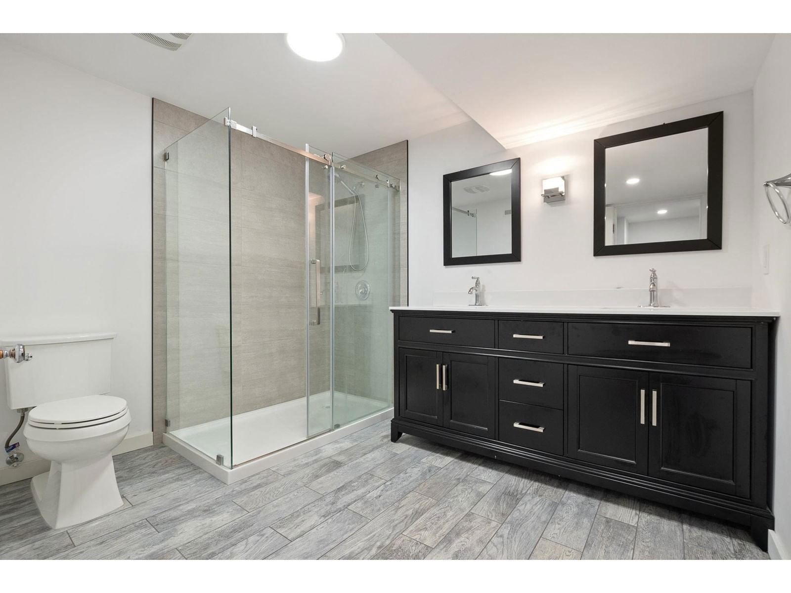 9867 INGLEWOOD CRESCENT Image 35