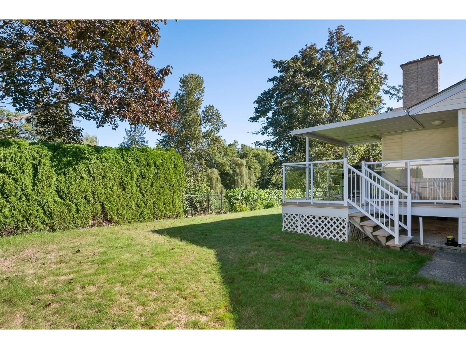 9867 INGLEWOOD CRESCENT Image 39