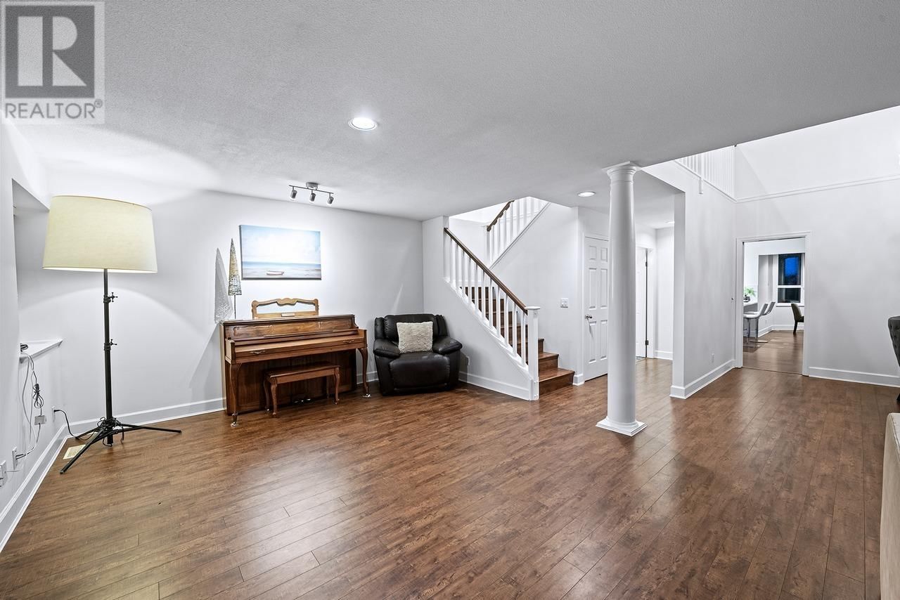 4841 MEADFEILD ROAD Image 11