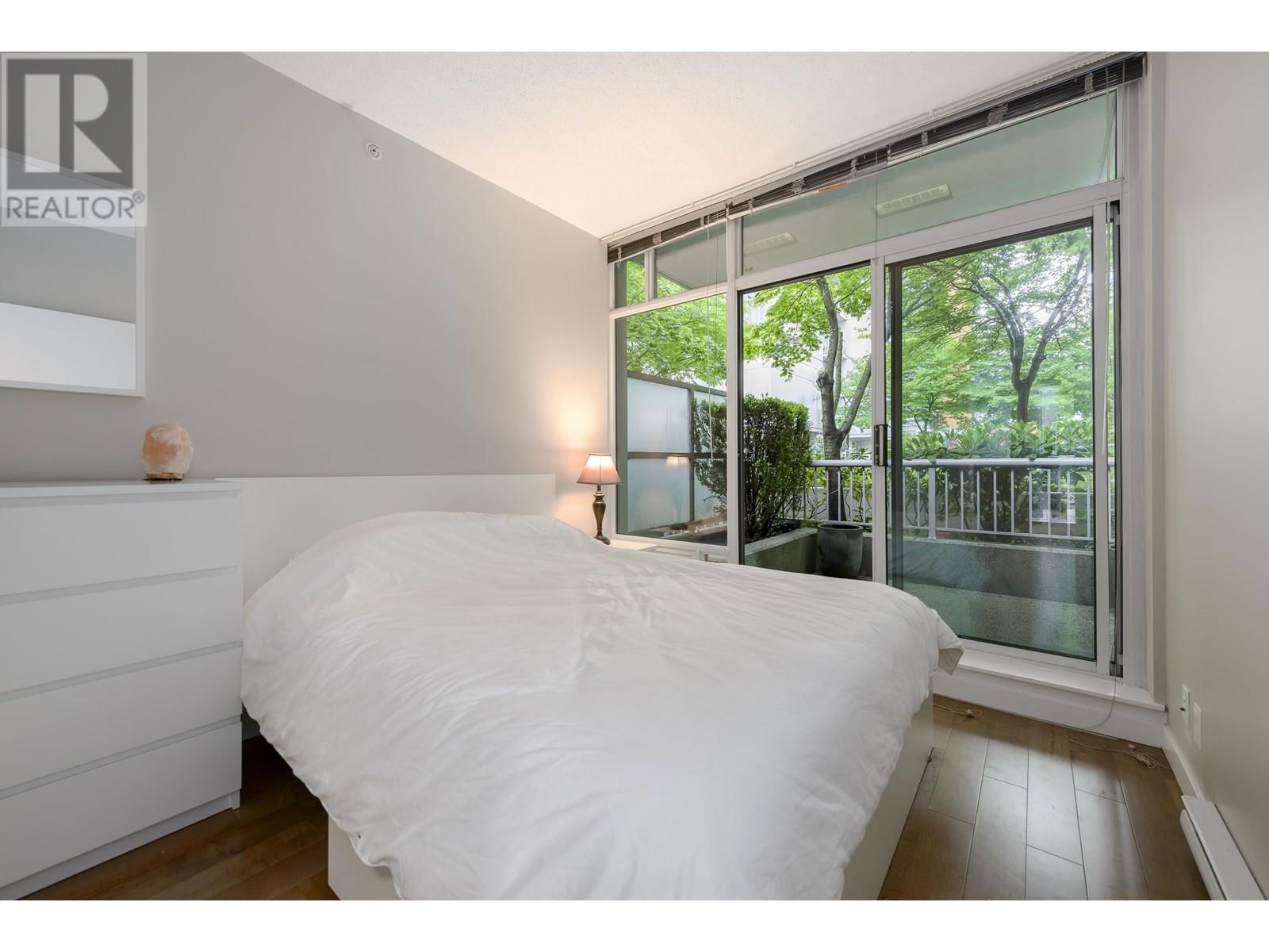 128 DUNSMUIR STREET Image 10