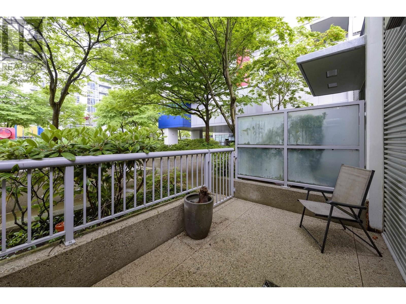 128 DUNSMUIR STREET Image 13