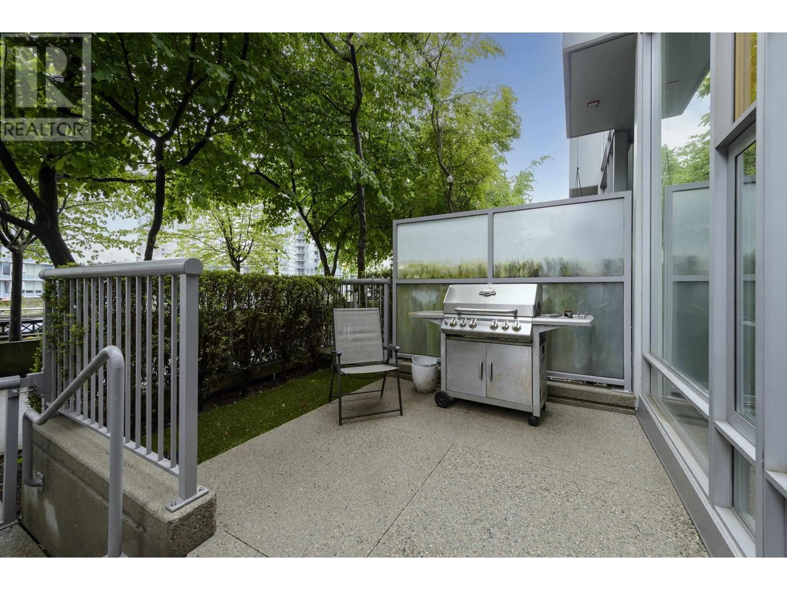128 DUNSMUIR STREET Image 20