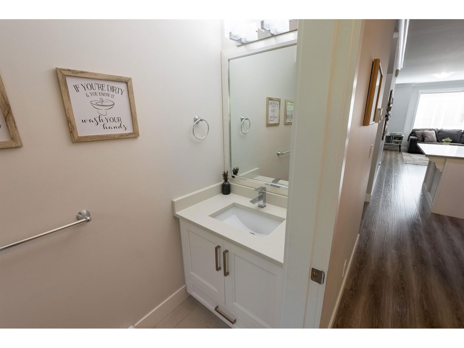 11 - 8747 162 Image 19