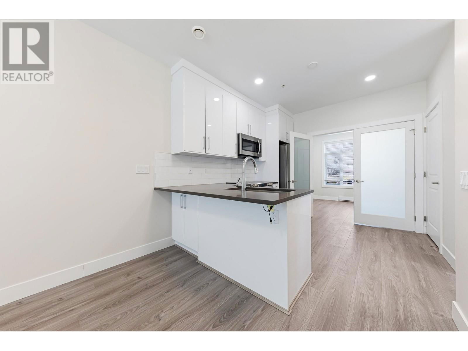 5055 EARLES STREET Image 11