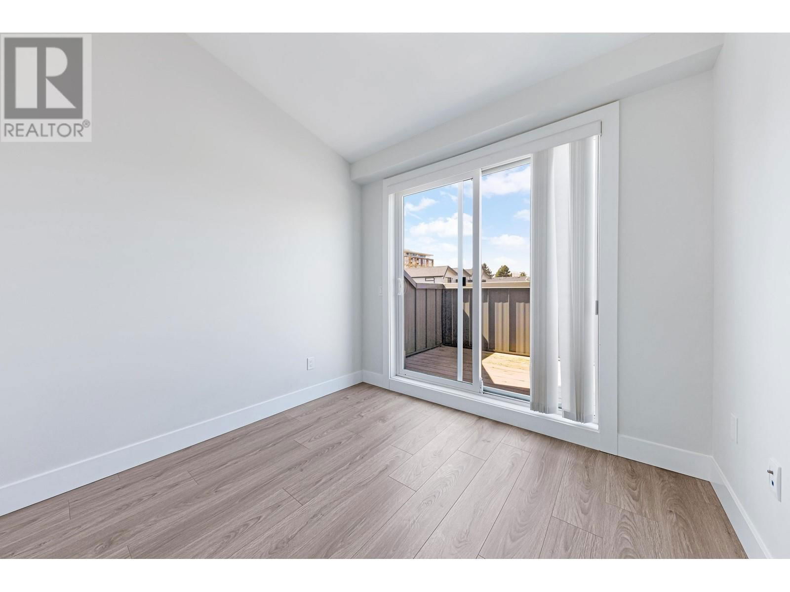 5055 EARLES STREET Image 12