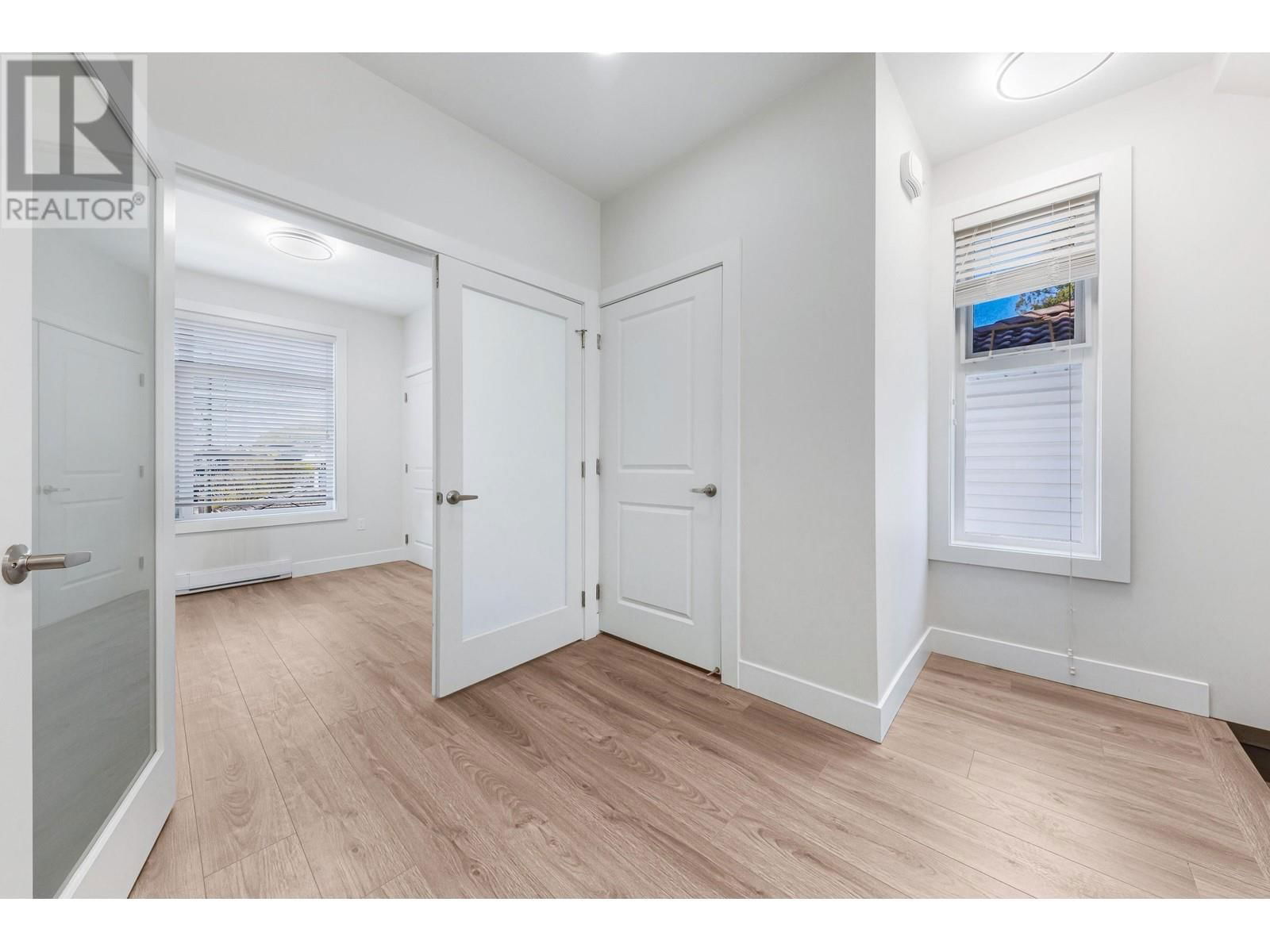 5055 EARLES STREET Image 14