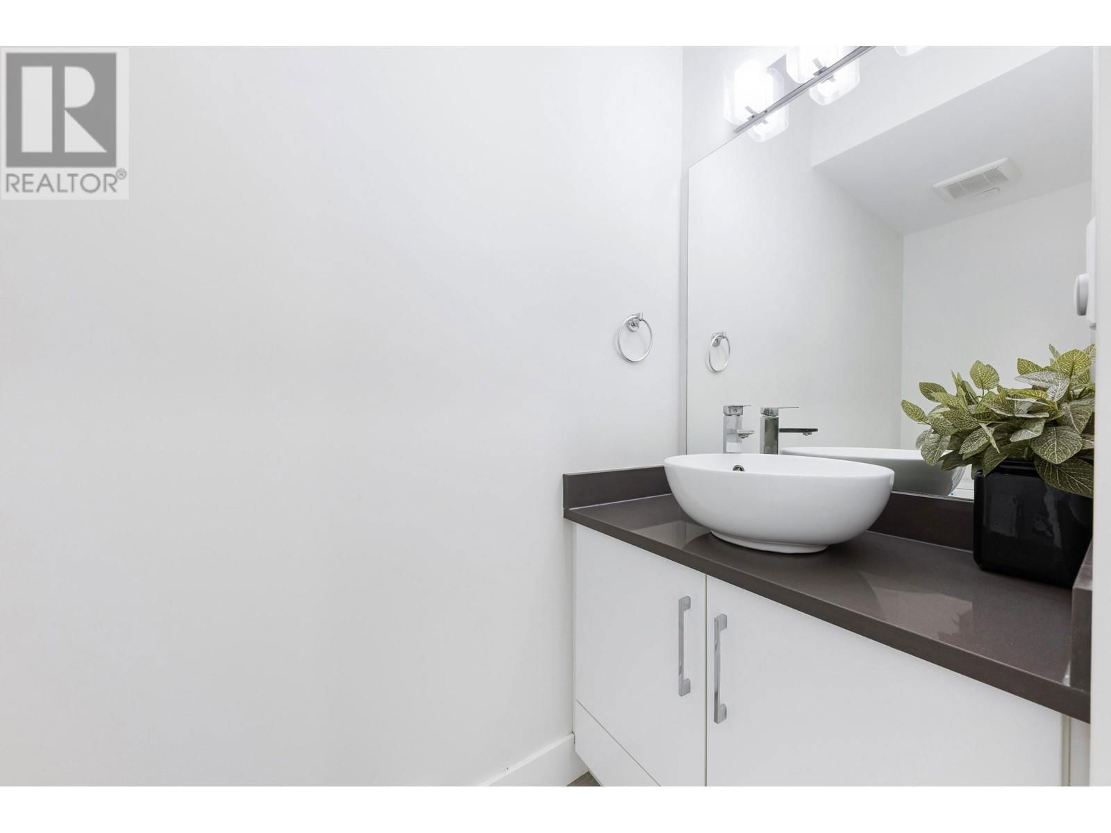 5055 EARLES STREET Image 20