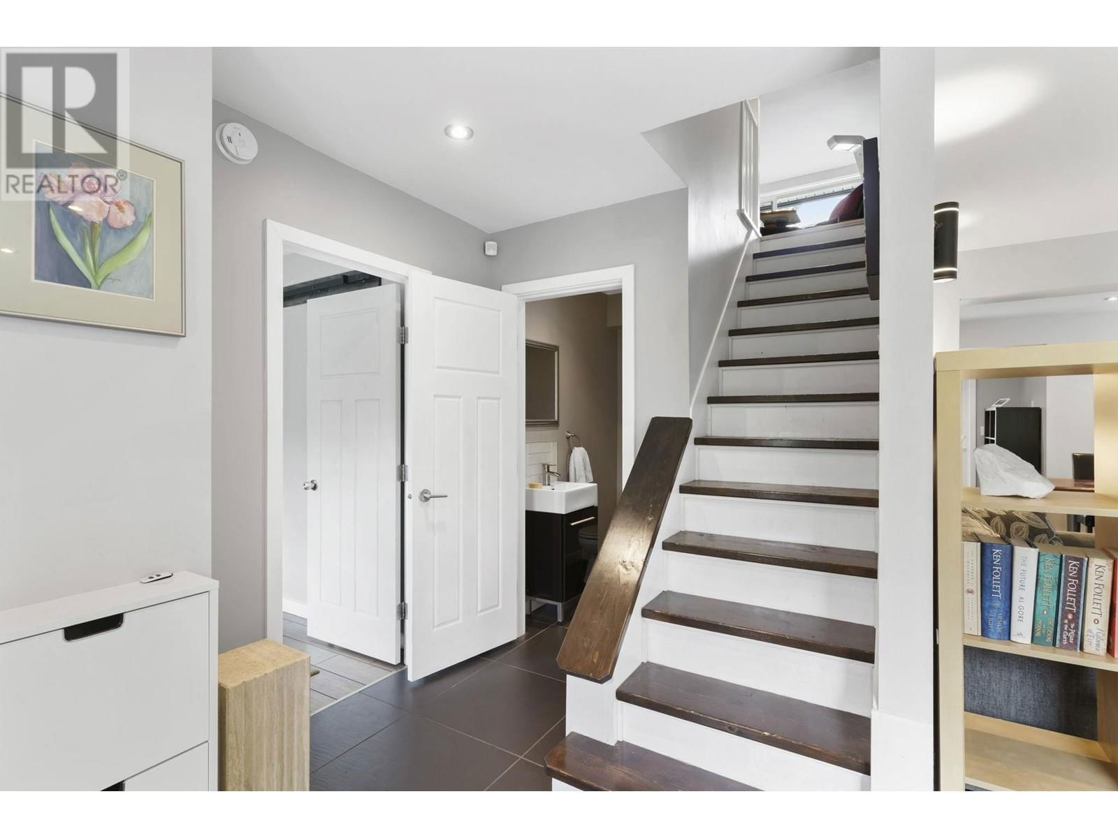12084 232ND STREET Image 11