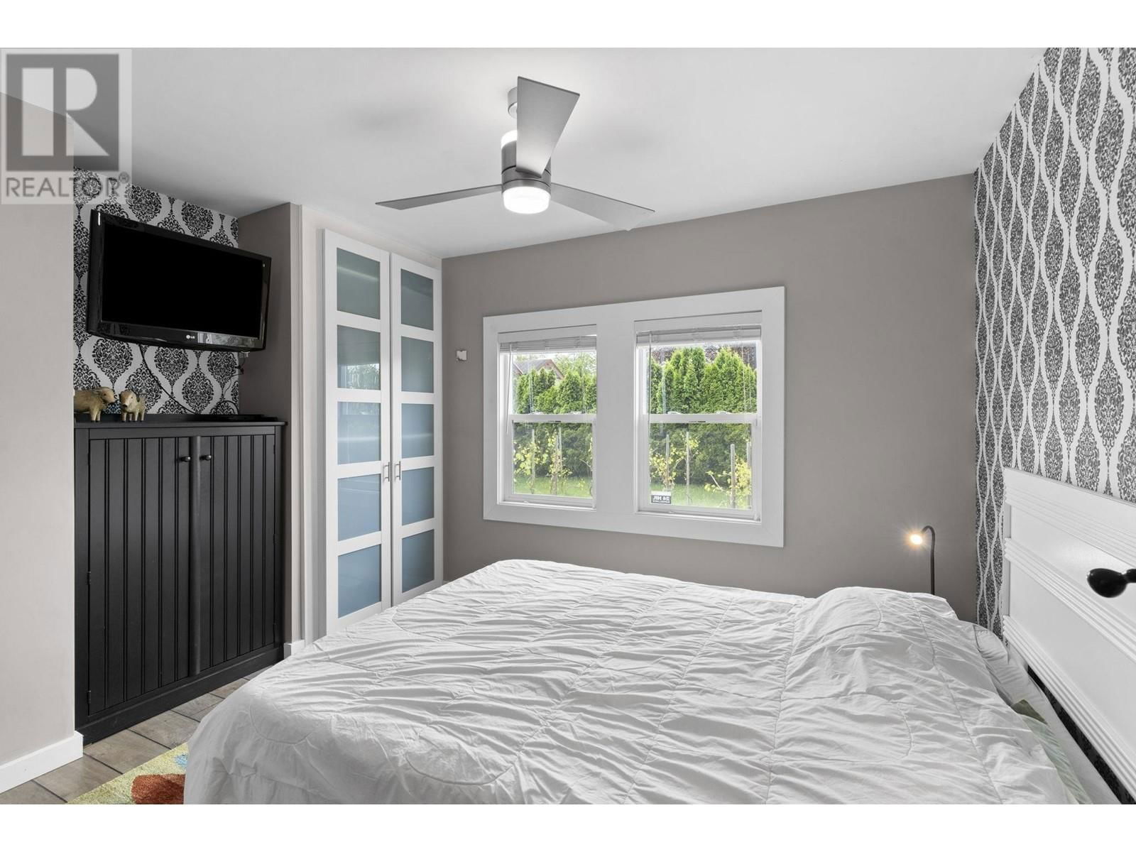 12084 232ND STREET Image 12