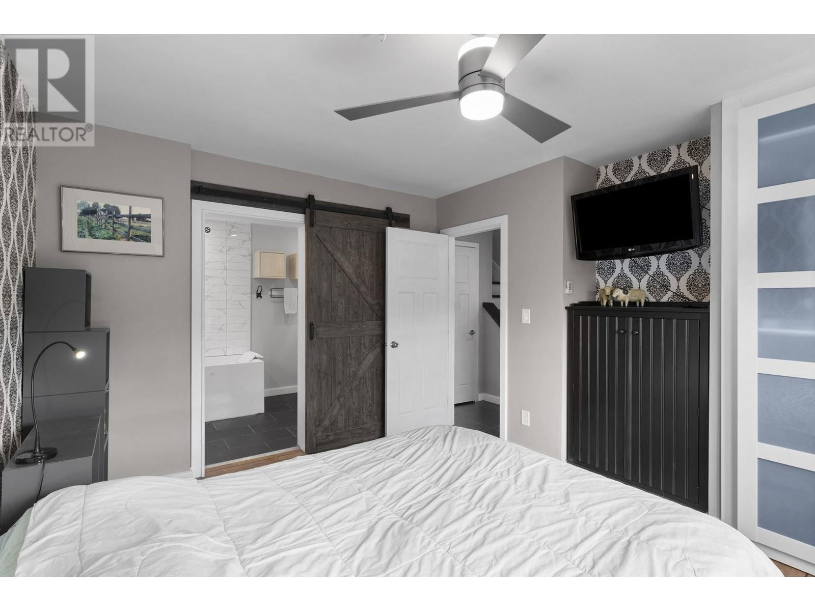 12084 232ND STREET Image 13