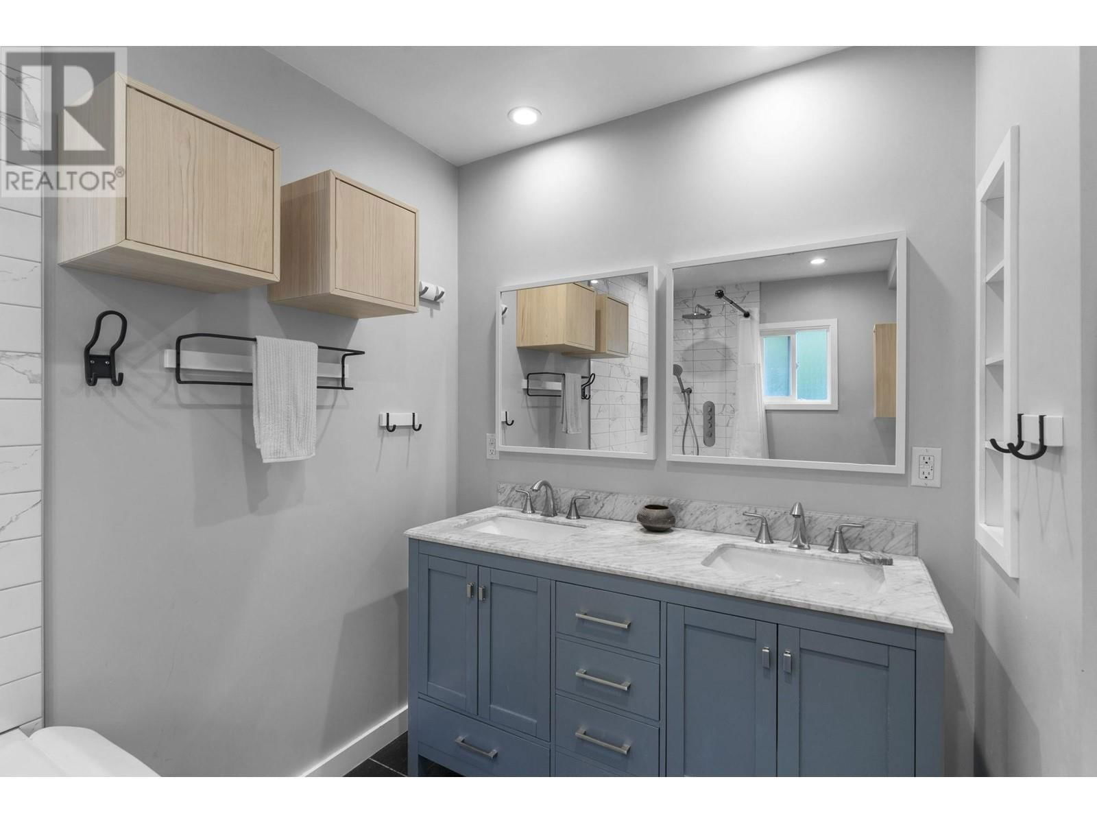 12084 232ND STREET Image 15
