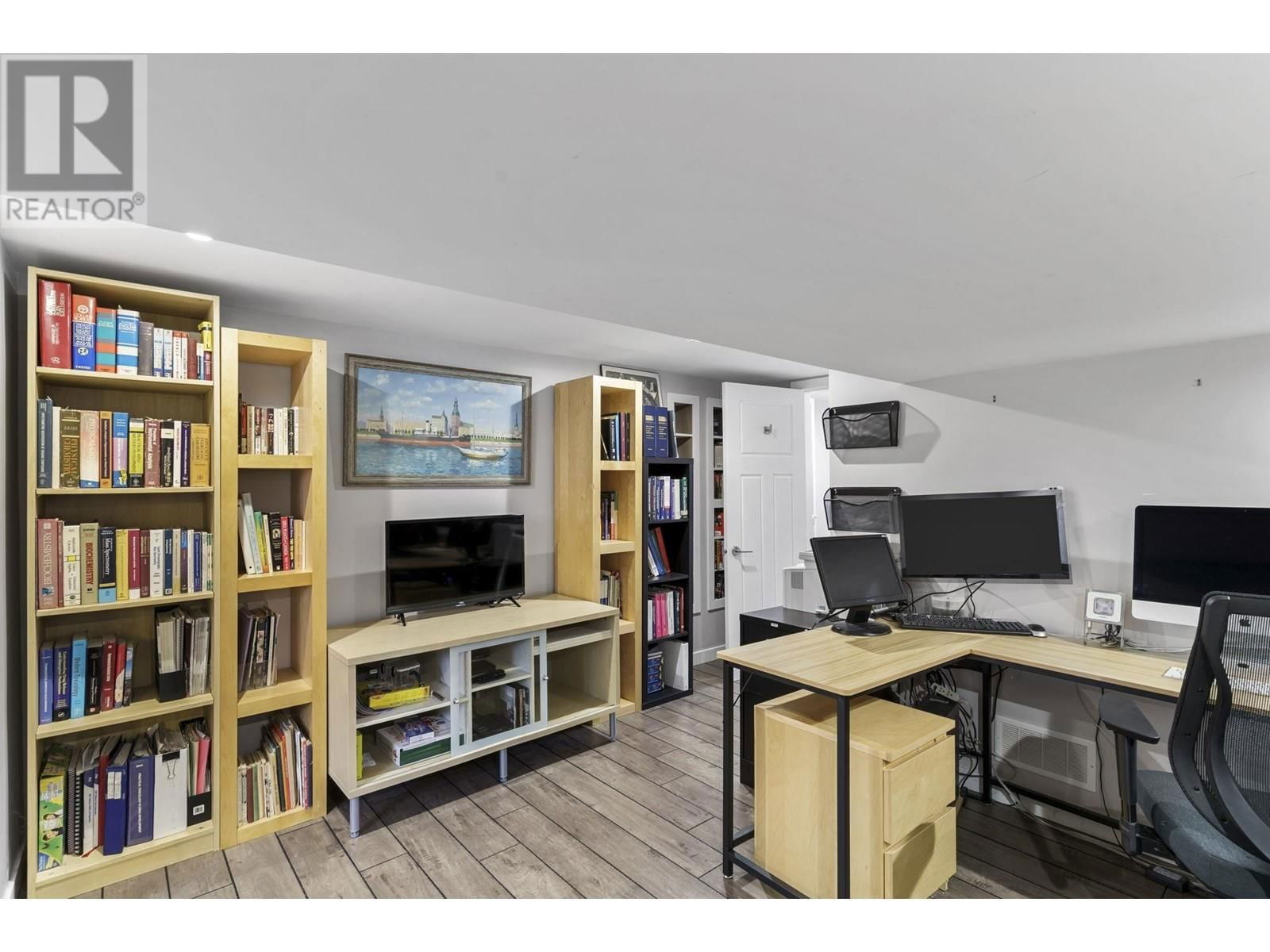 12084 232ND STREET Image 30