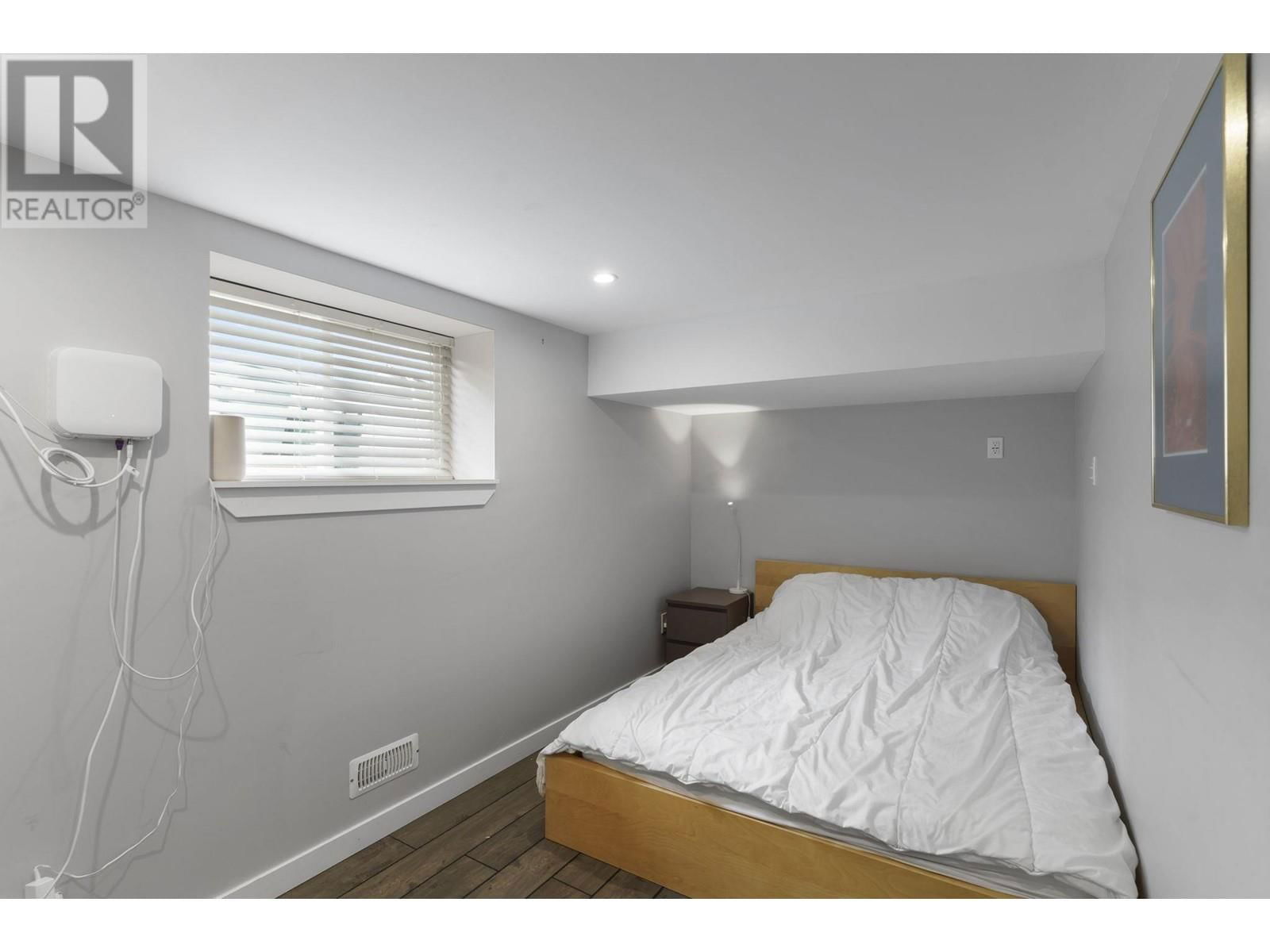 12084 232ND STREET Image 31