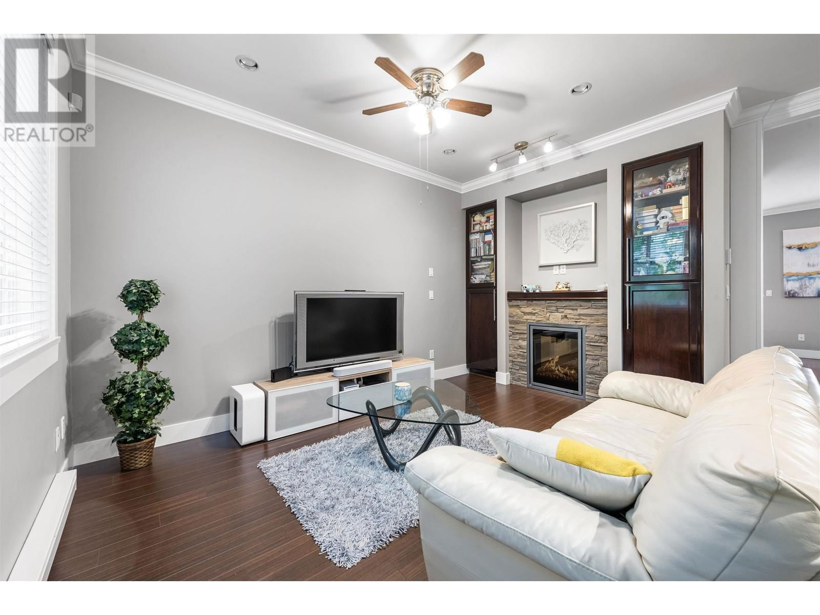 4 - 7520 GILBERT ROAD Image 13