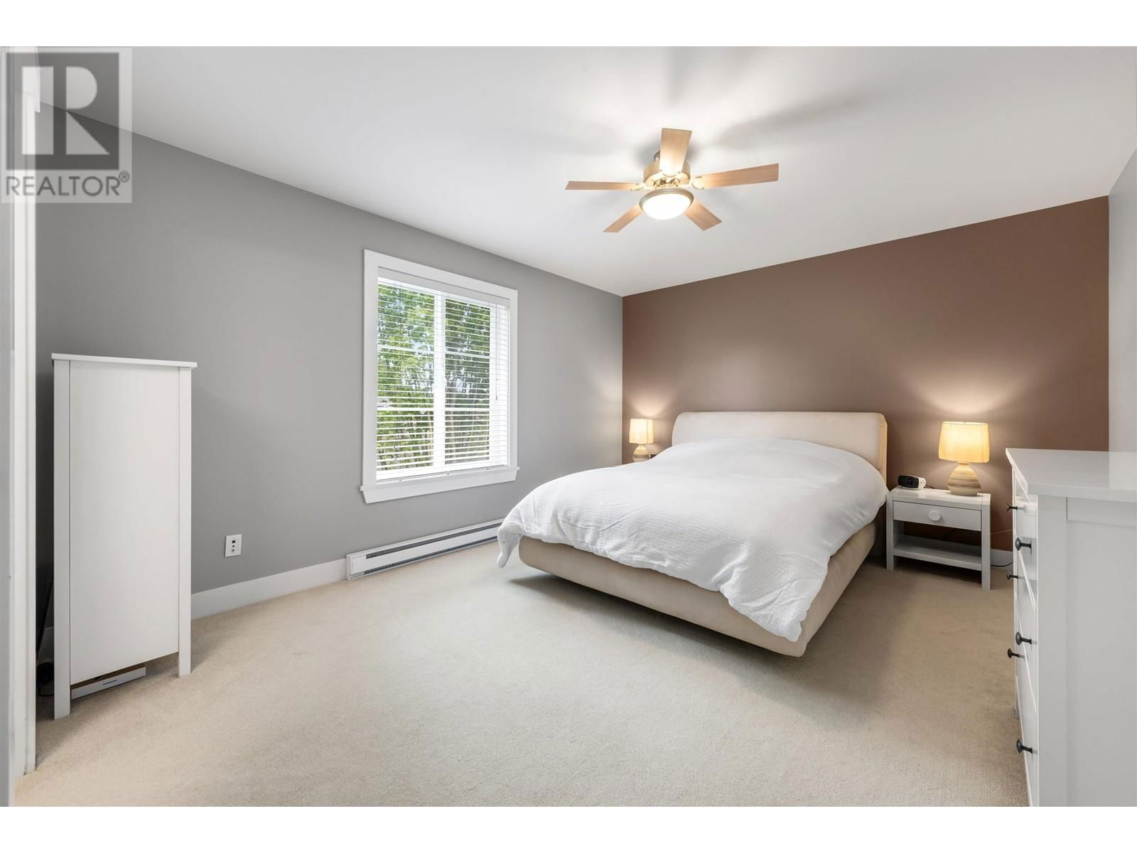 4 - 7520 GILBERT ROAD Image 17