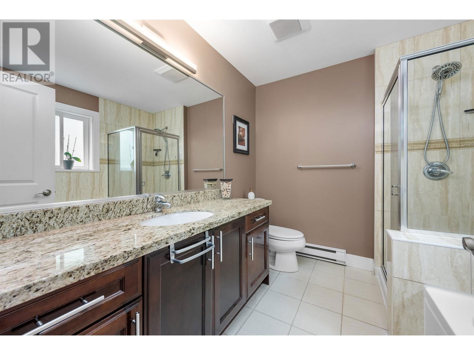 4 - 7520 GILBERT ROAD Image 19