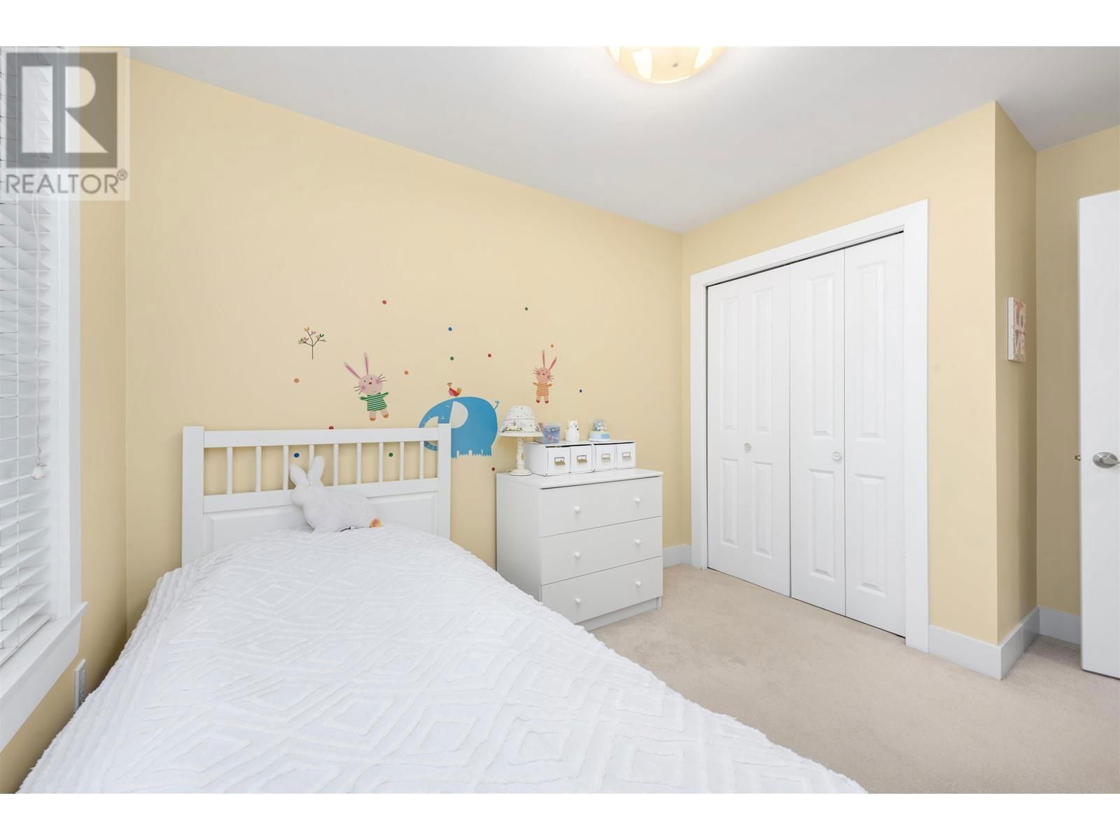 4 - 7520 GILBERT ROAD Image 23