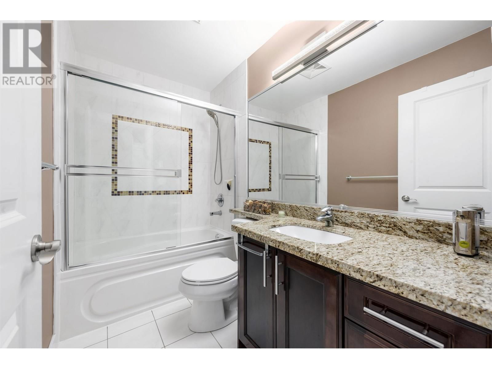 4 - 7520 GILBERT ROAD Image 28