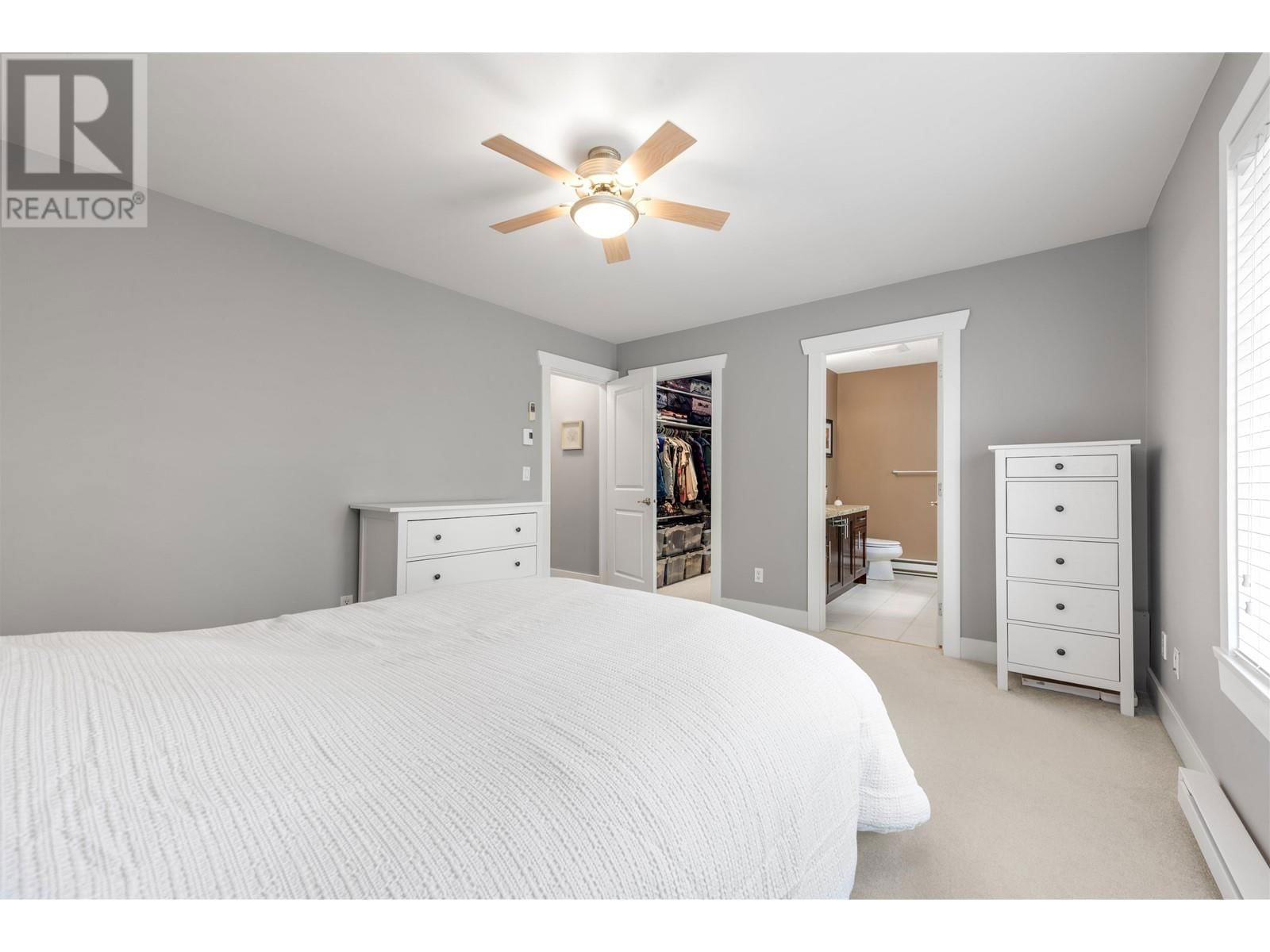 4 - 7520 GILBERT ROAD Image 31