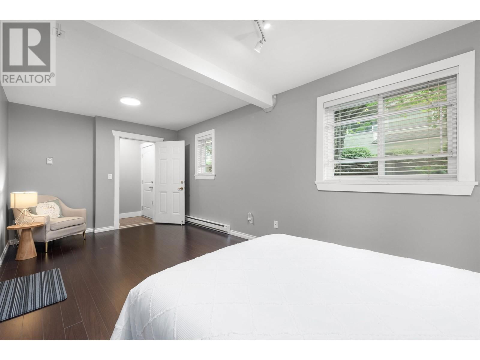 4 - 7520 GILBERT ROAD Image 33
