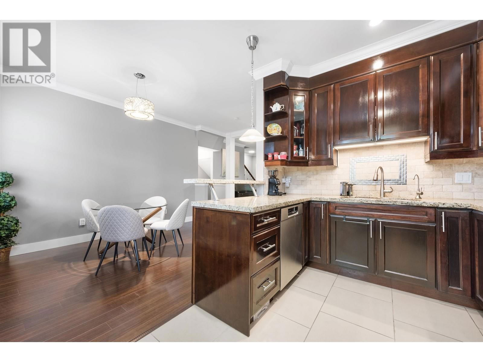 4 - 7520 GILBERT ROAD Image 7