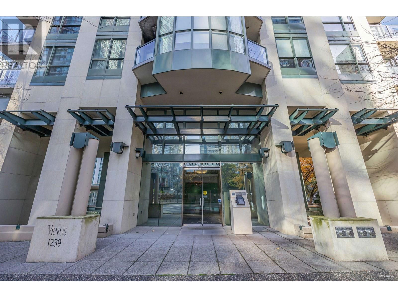 3208 - 1239 GEORGIA STREET Image 32