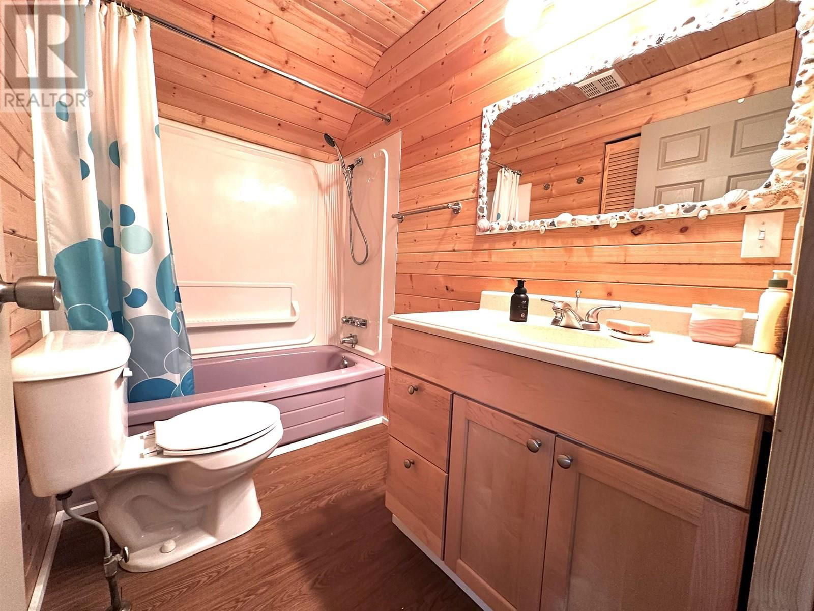 2605 FIRST AVENUE Image 11