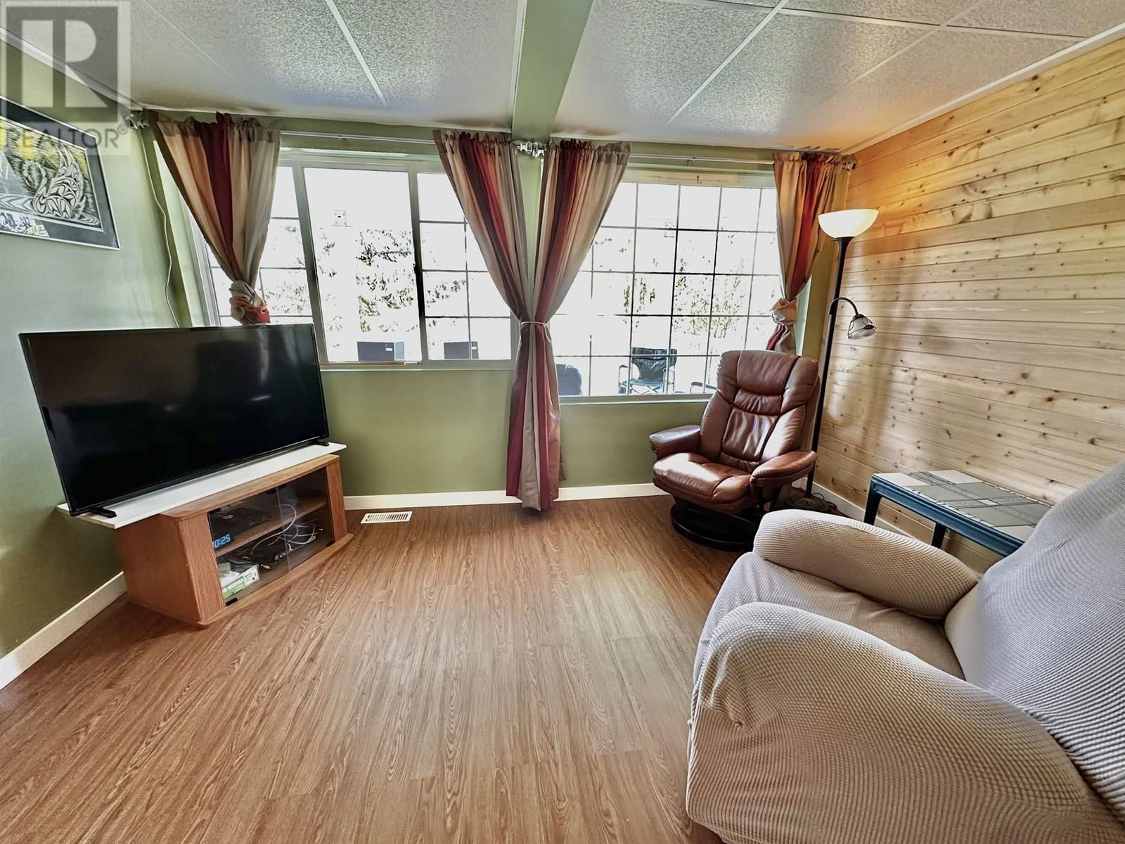 2605 FIRST AVENUE Image 7