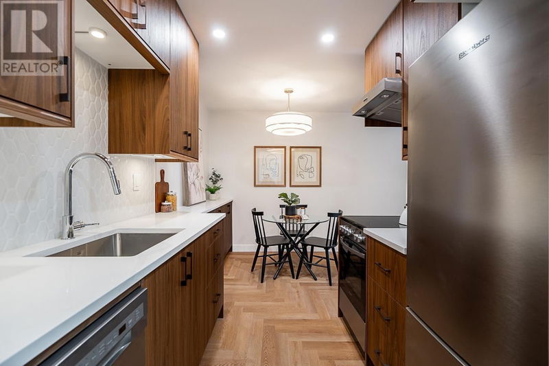 Tertiary Property View