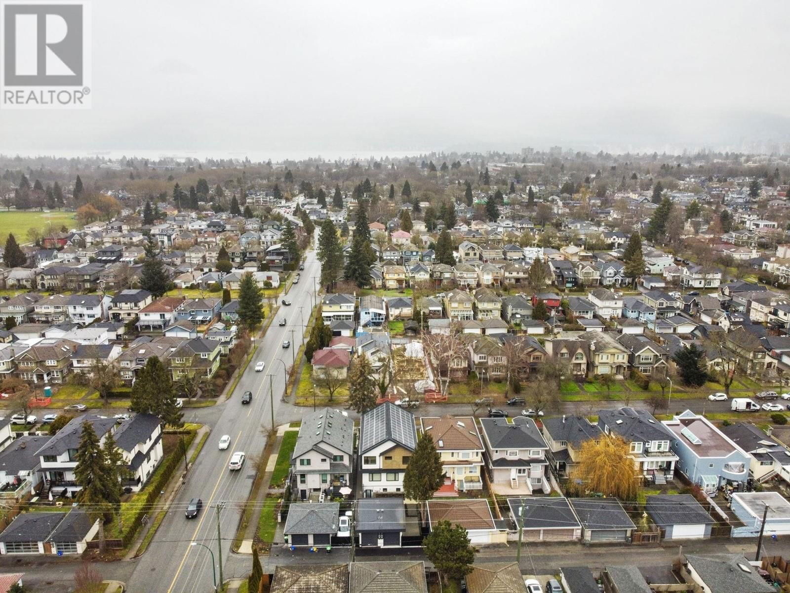 2790 21ST AVENUE Image 38