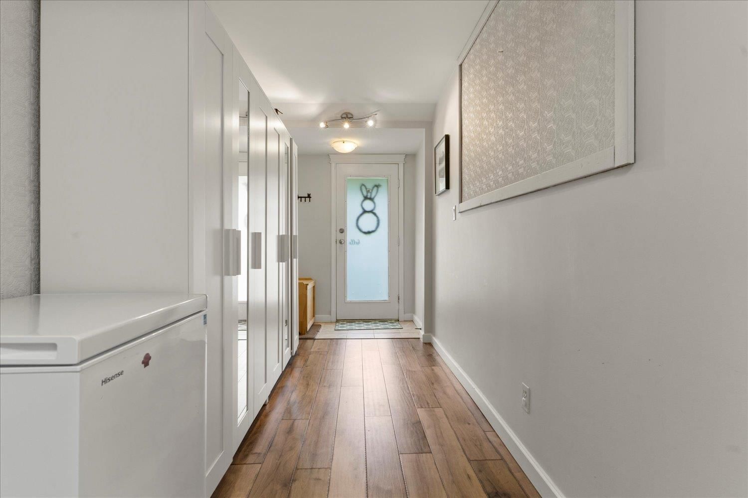 578 HEMLOCK AVENUE Image 10