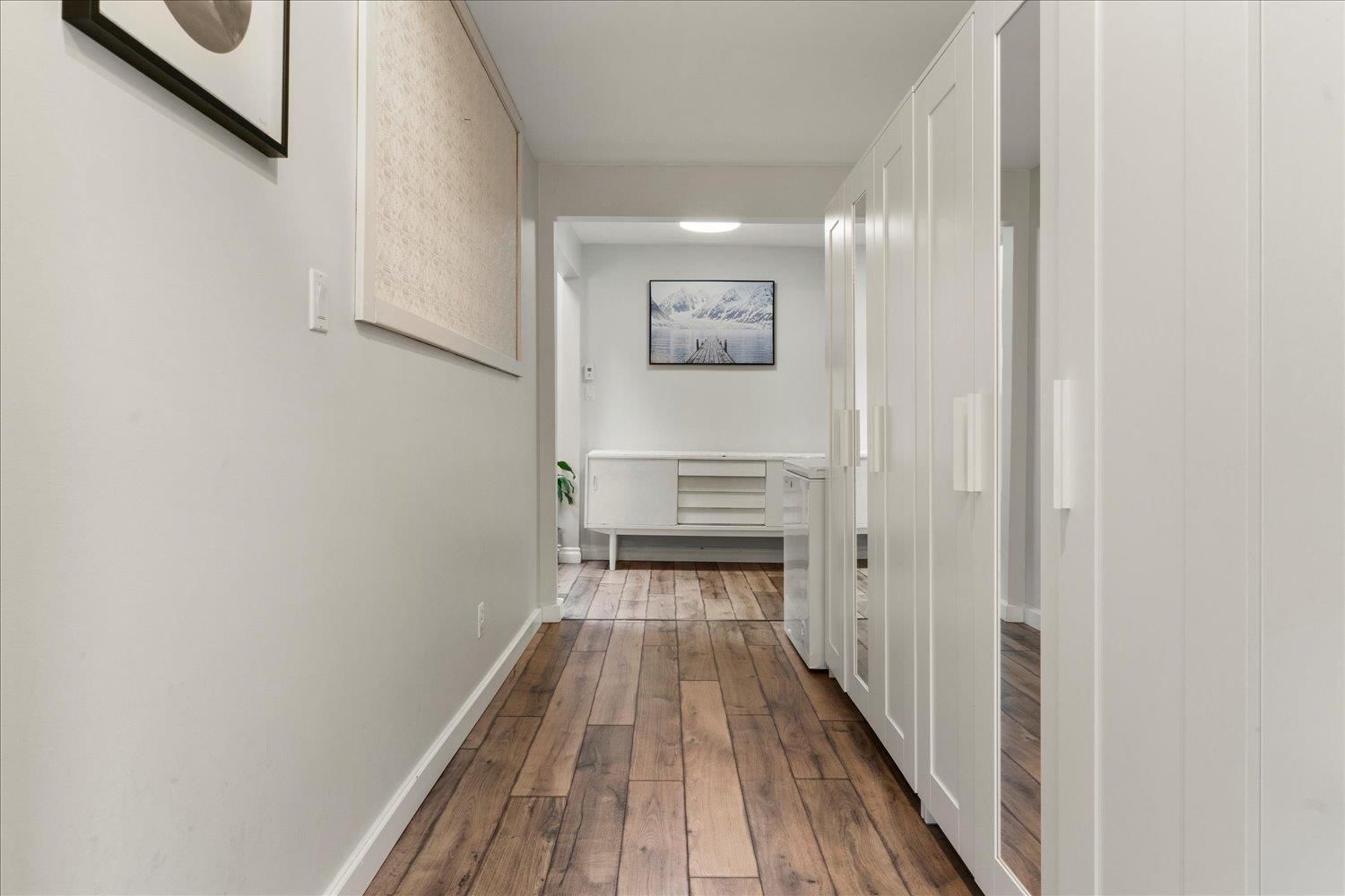 578 HEMLOCK AVENUE Image 11