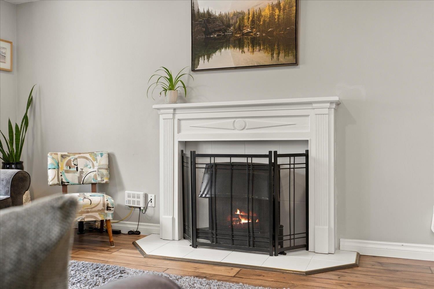 578 HEMLOCK AVENUE Image 15