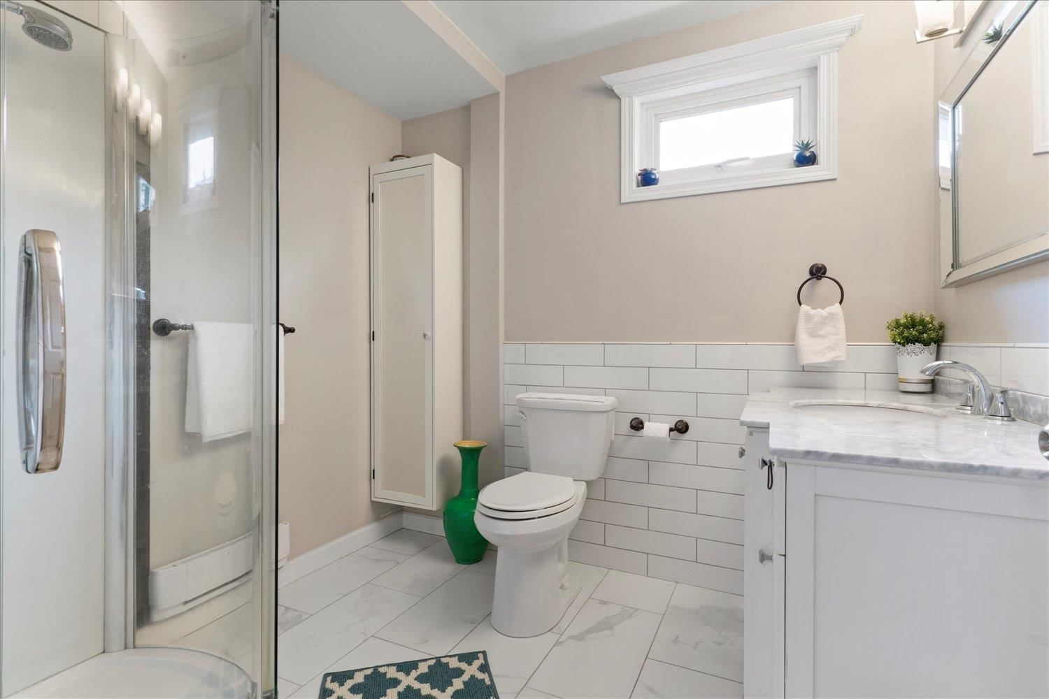 578 HEMLOCK AVENUE Image 26