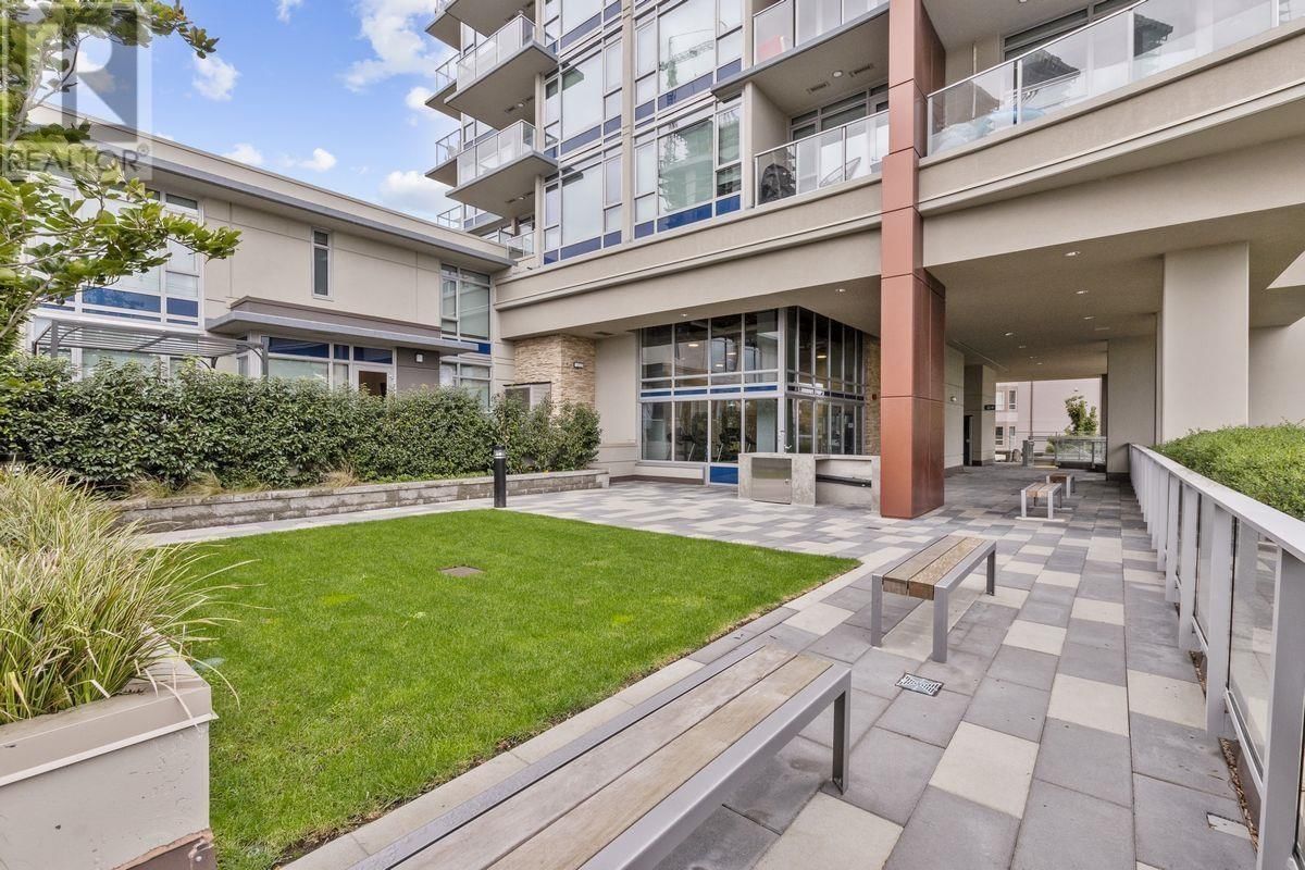 1701 - 518 WHITING WAY Image 34