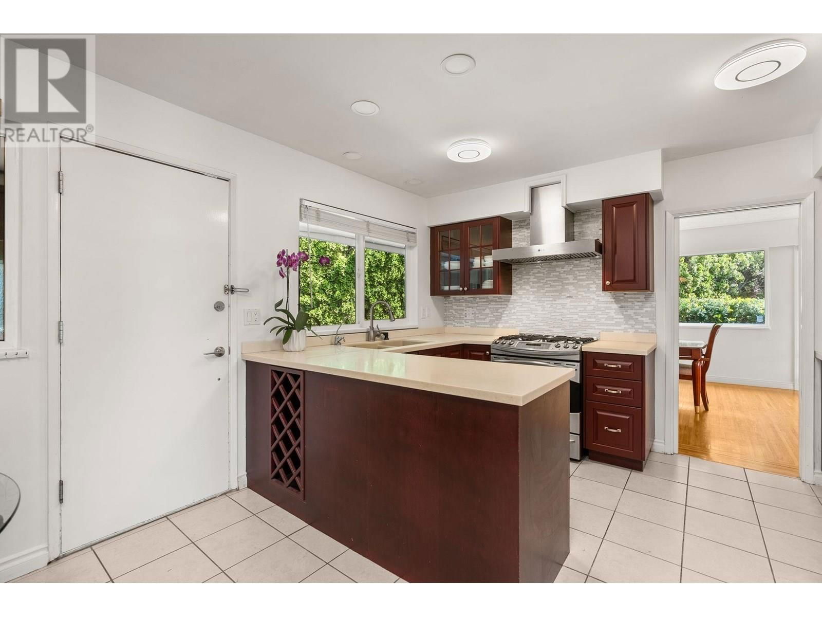 4780 ESTEVAN PLACE Image 11