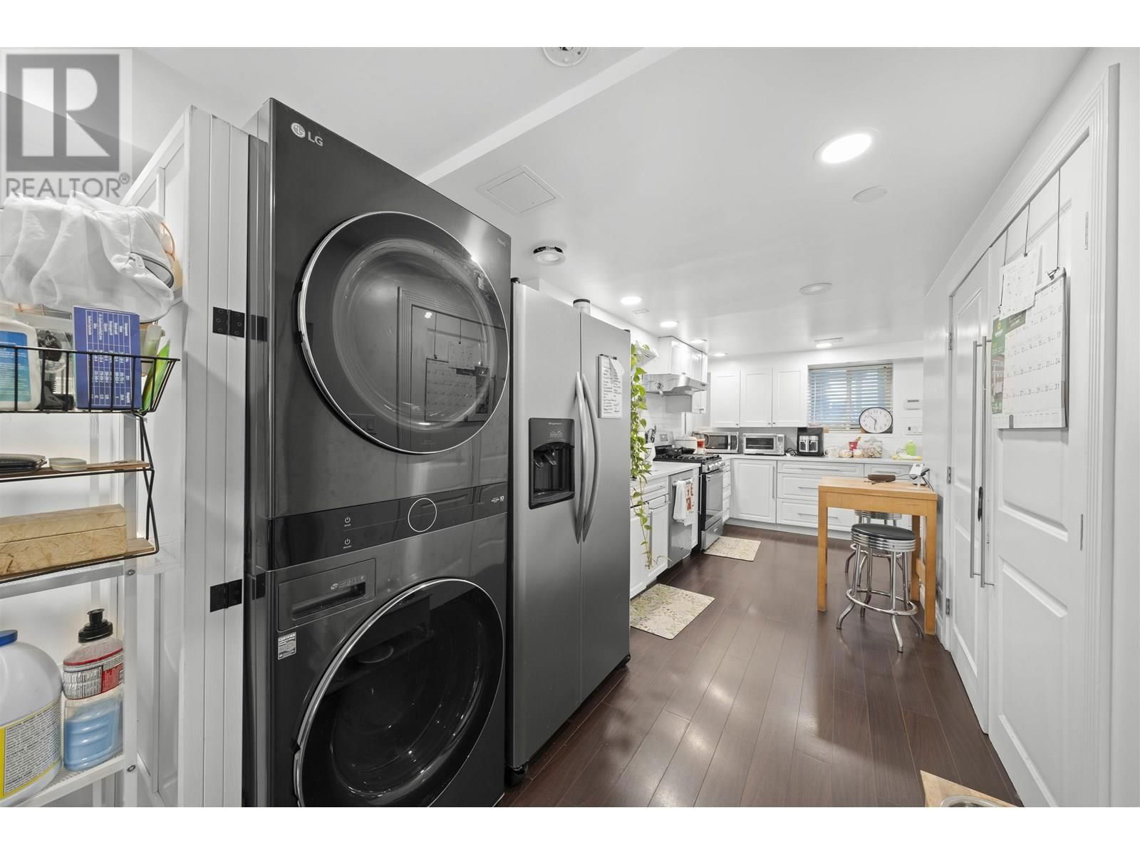 2647 DUNDAS STREET Image 14
