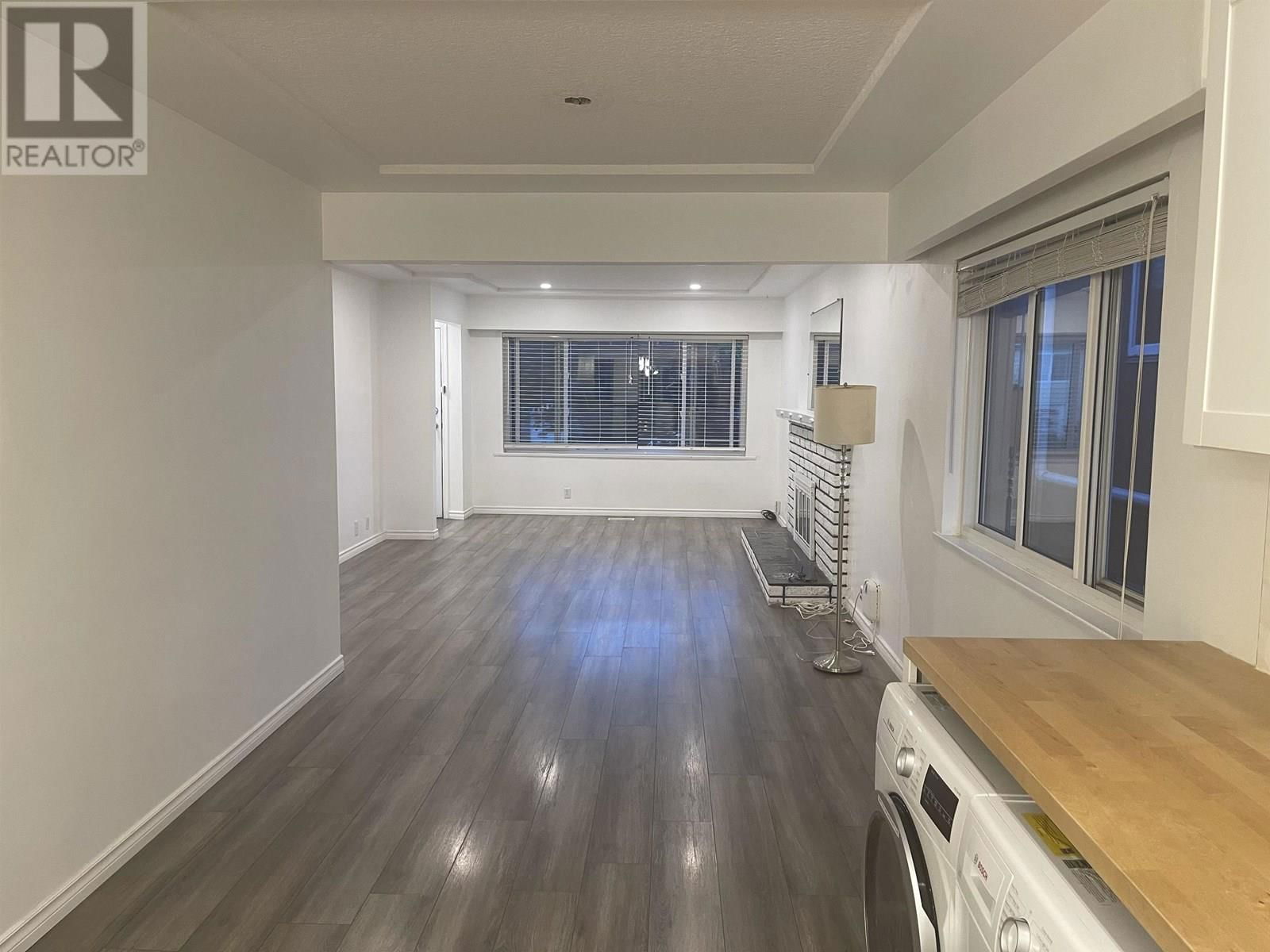 2647 DUNDAS STREET Image 20