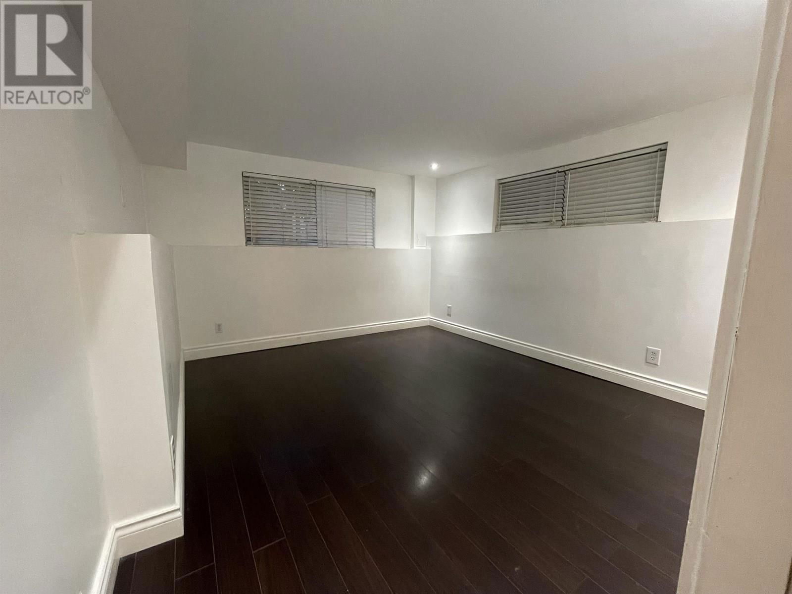 2647 DUNDAS STREET Image 36