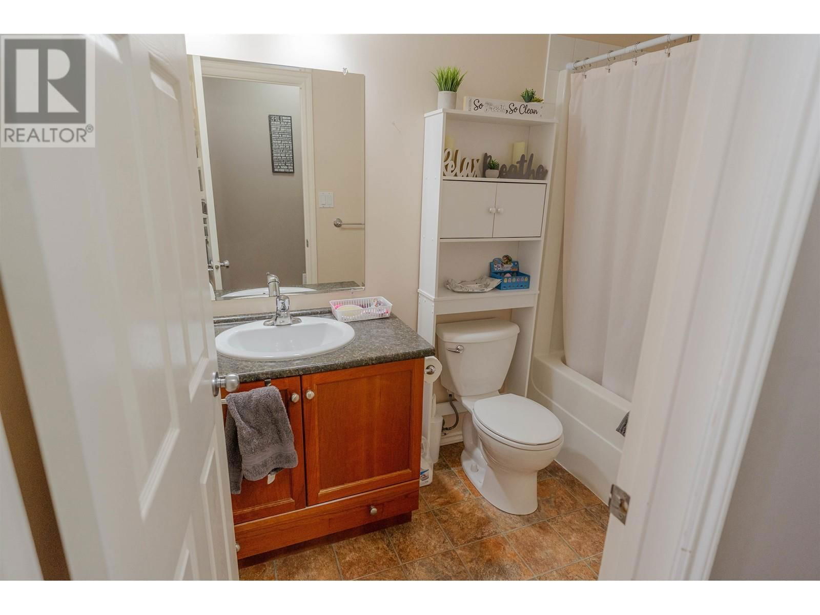9627 113 AVENUE Image 8