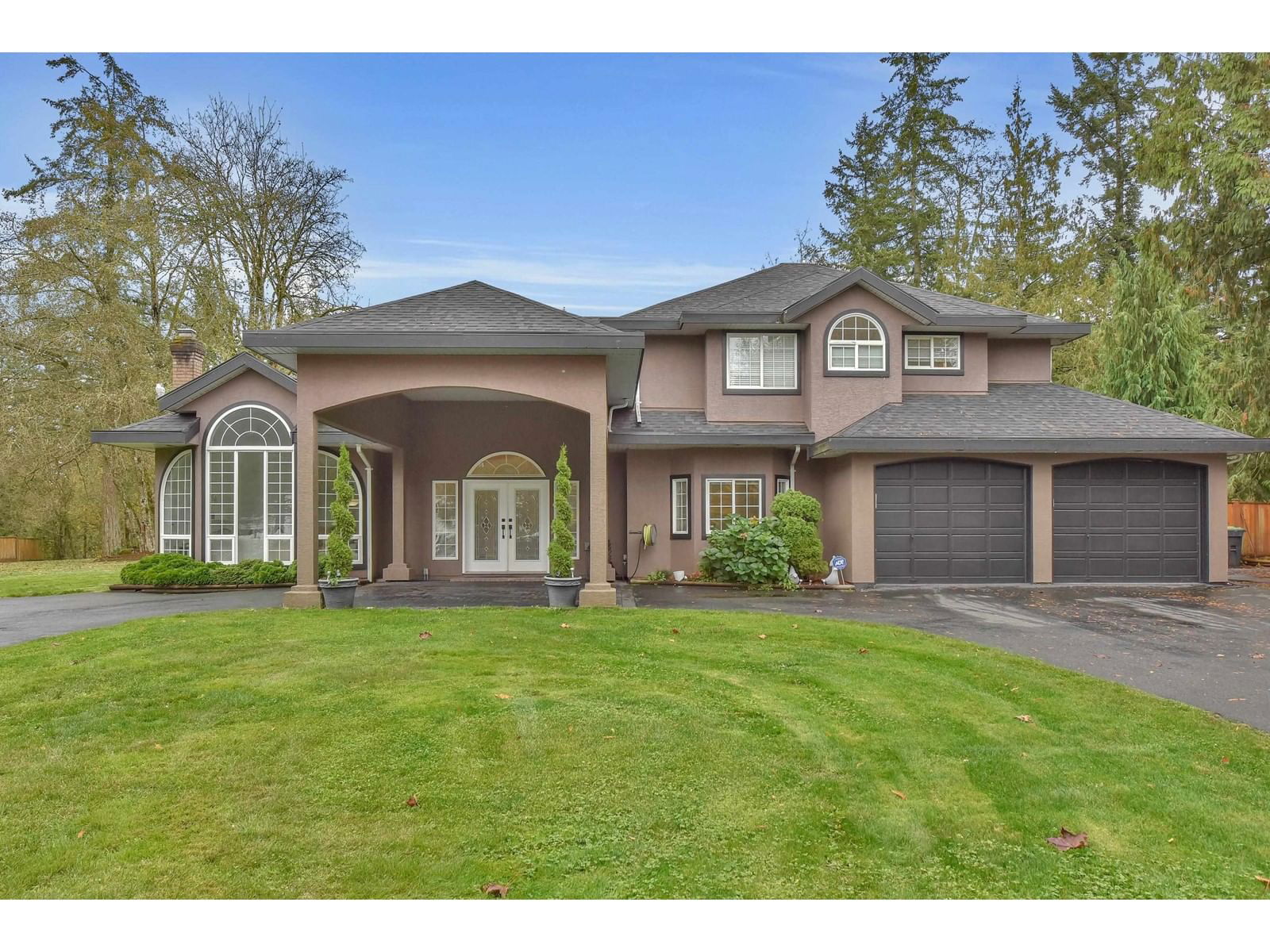 20054 FERNRIDGE Image 2