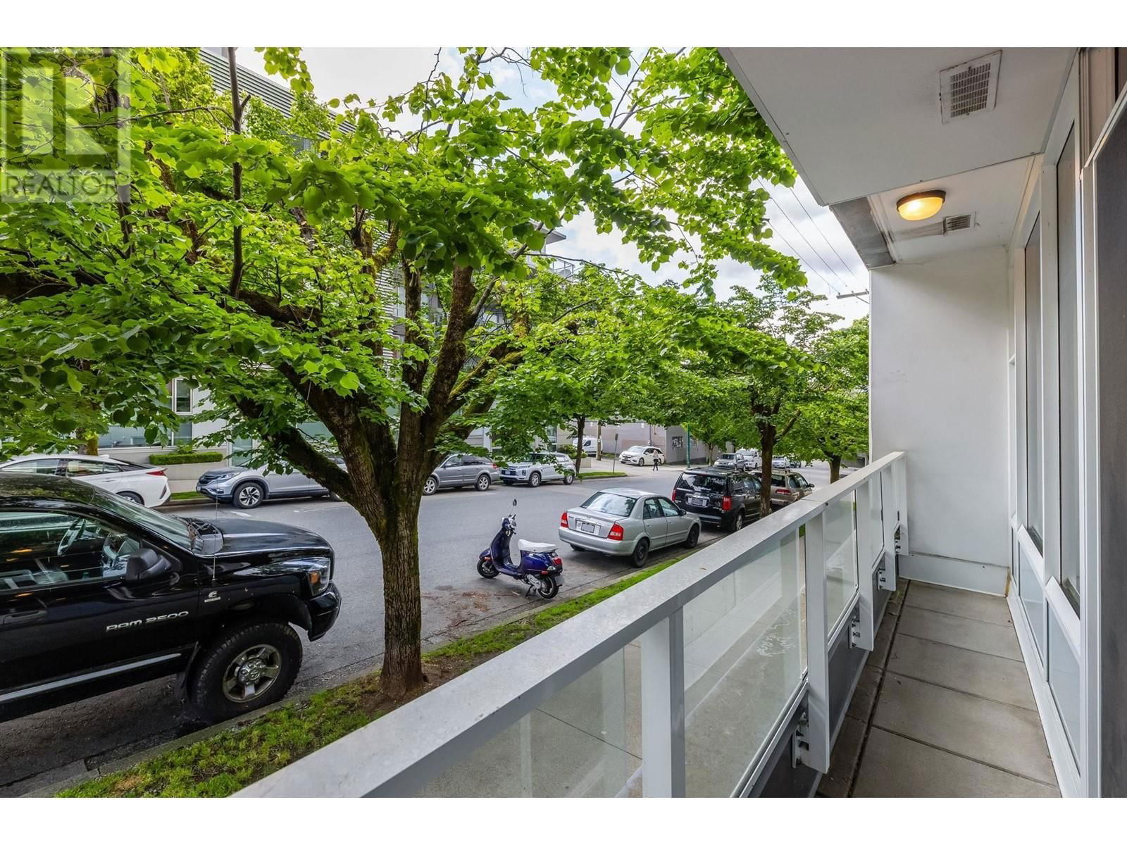 114 - 311 6TH STREET Image 20
