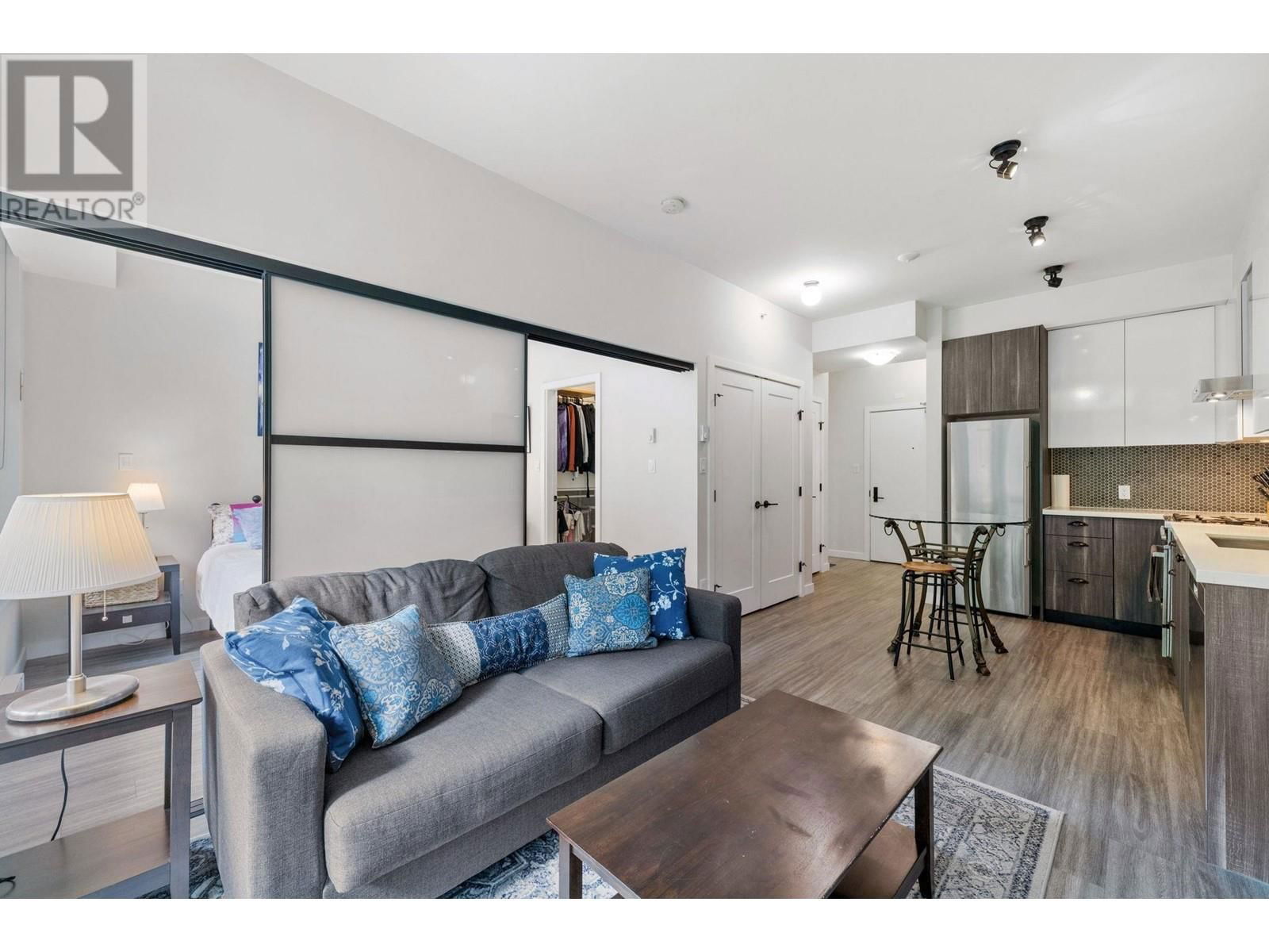 114 - 311 6TH STREET Image 4